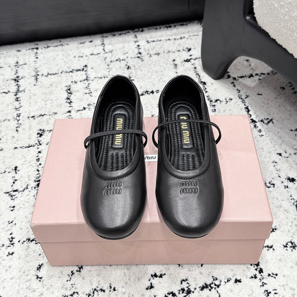 Miu Miu Logo-Embossed Ballet Flats