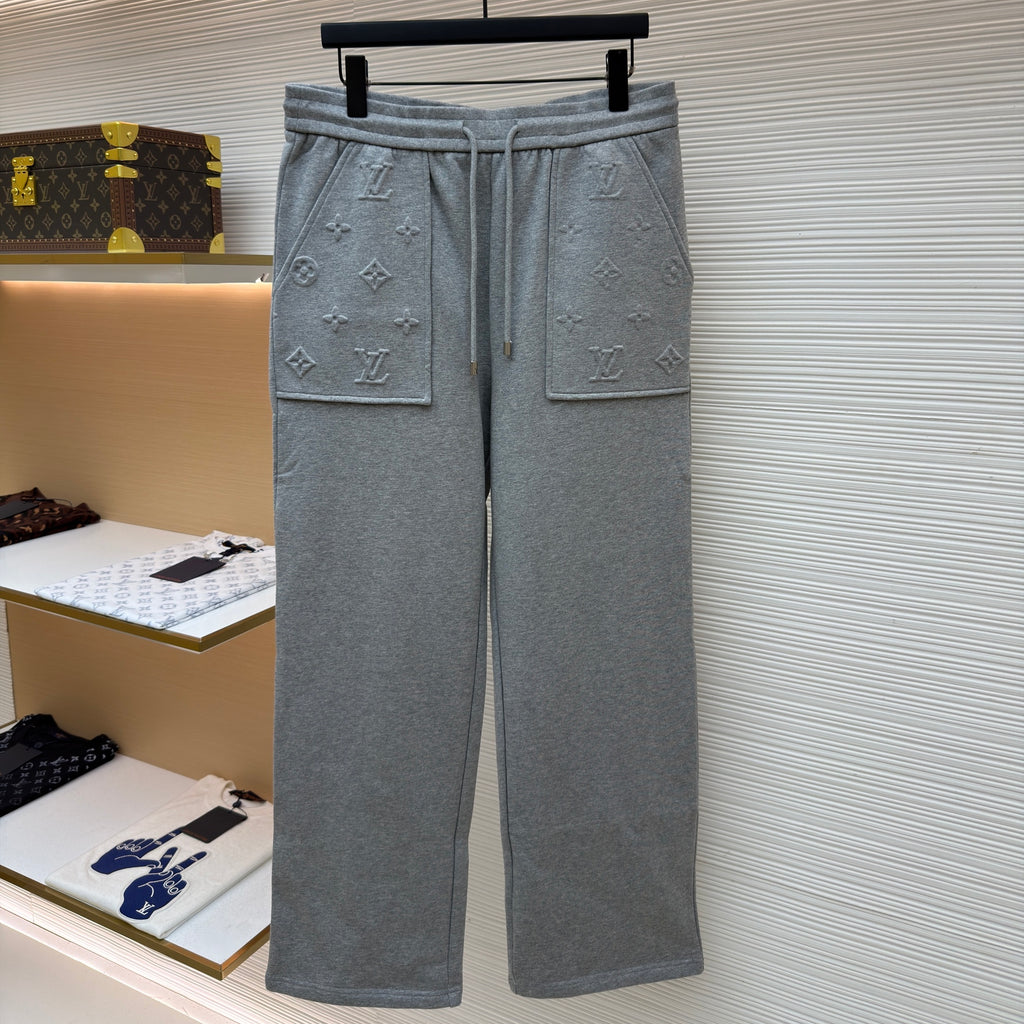 LV 1AK6IL Embossed Signature Detail Pants