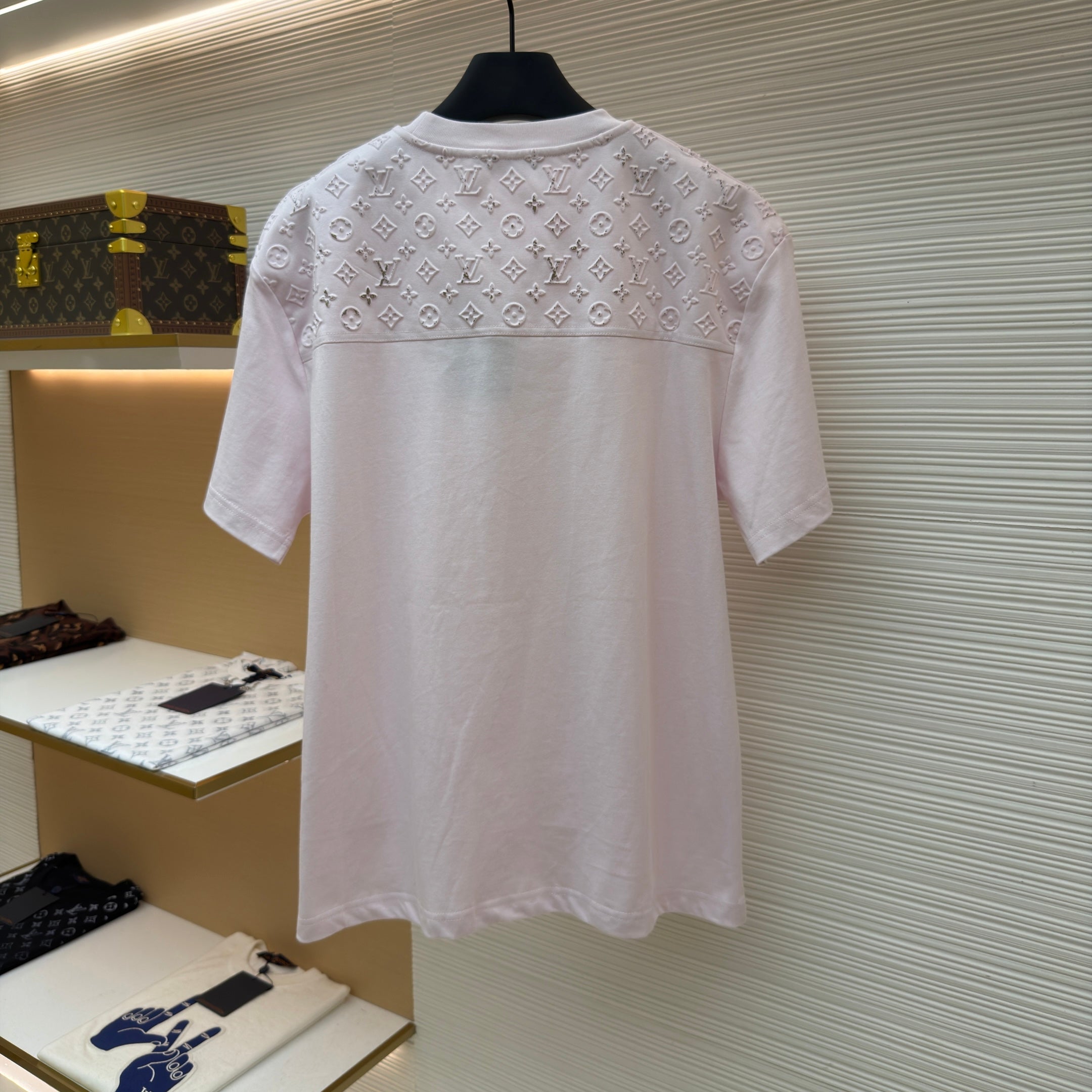 LV 1AKORJ Short-Sleeved Reflective Signature T-Shirt