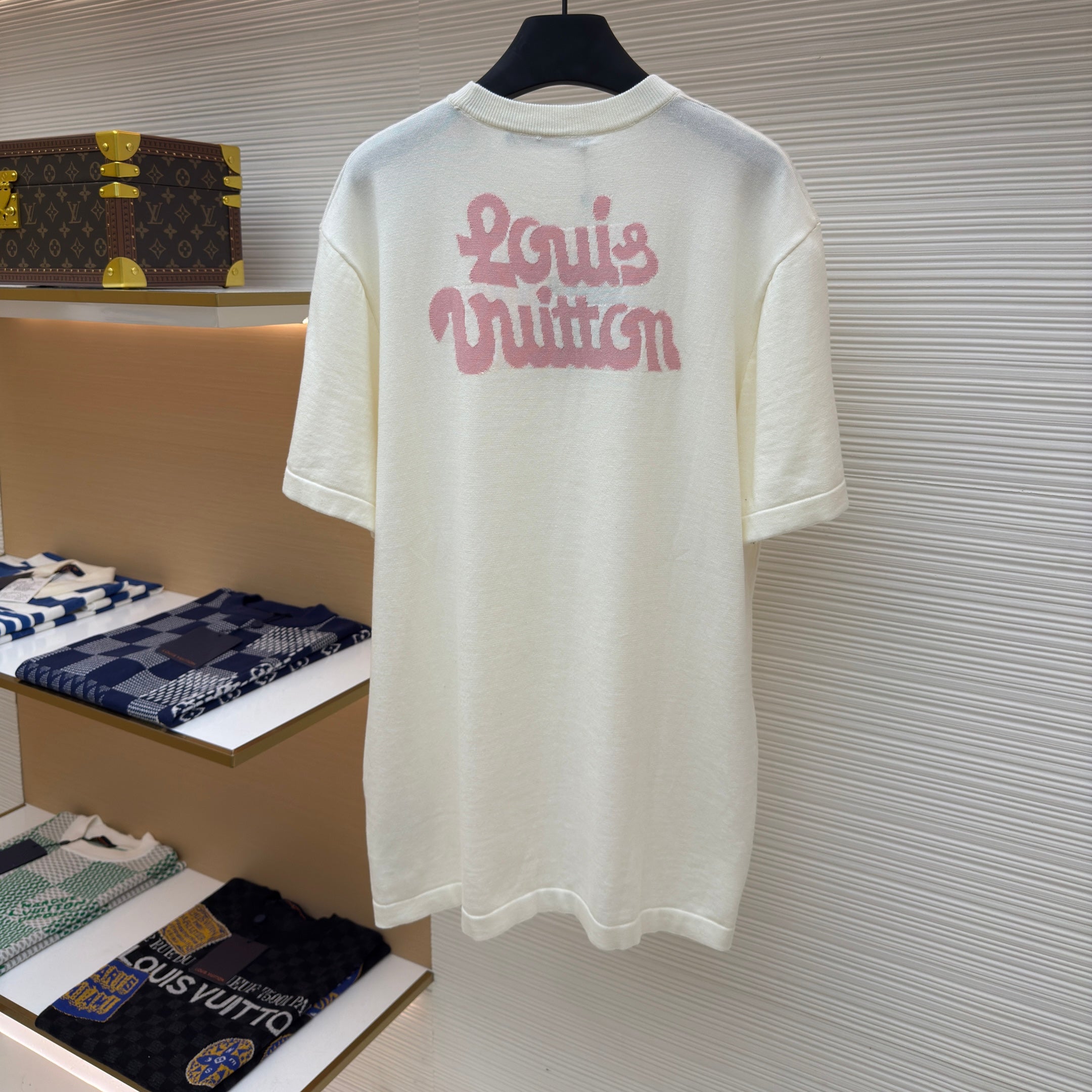 LV 1AFRDI Tyler Floral Logo T-Shirt