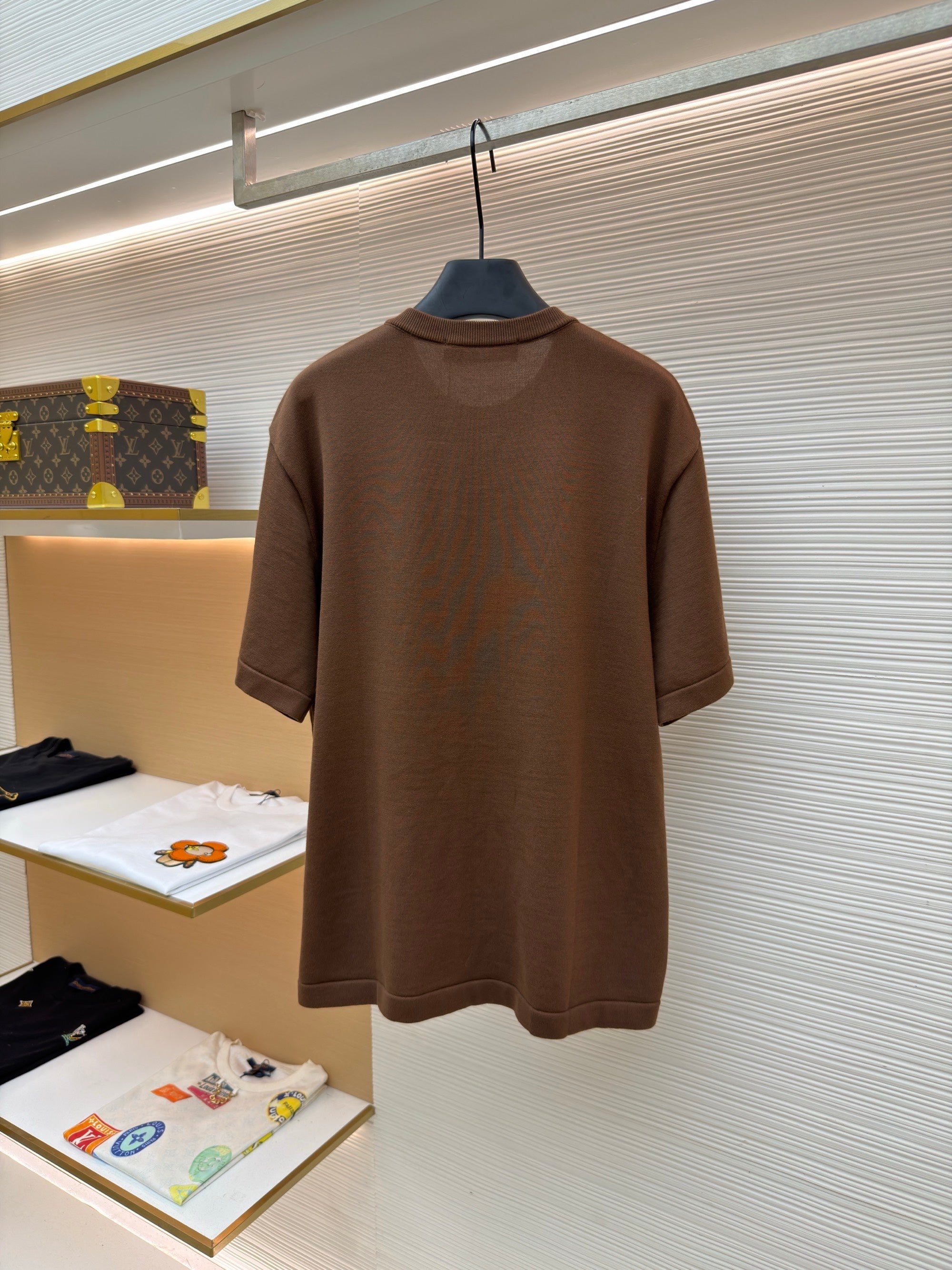 LV 1AK714 Short-Sleeved Crewneck With Signature