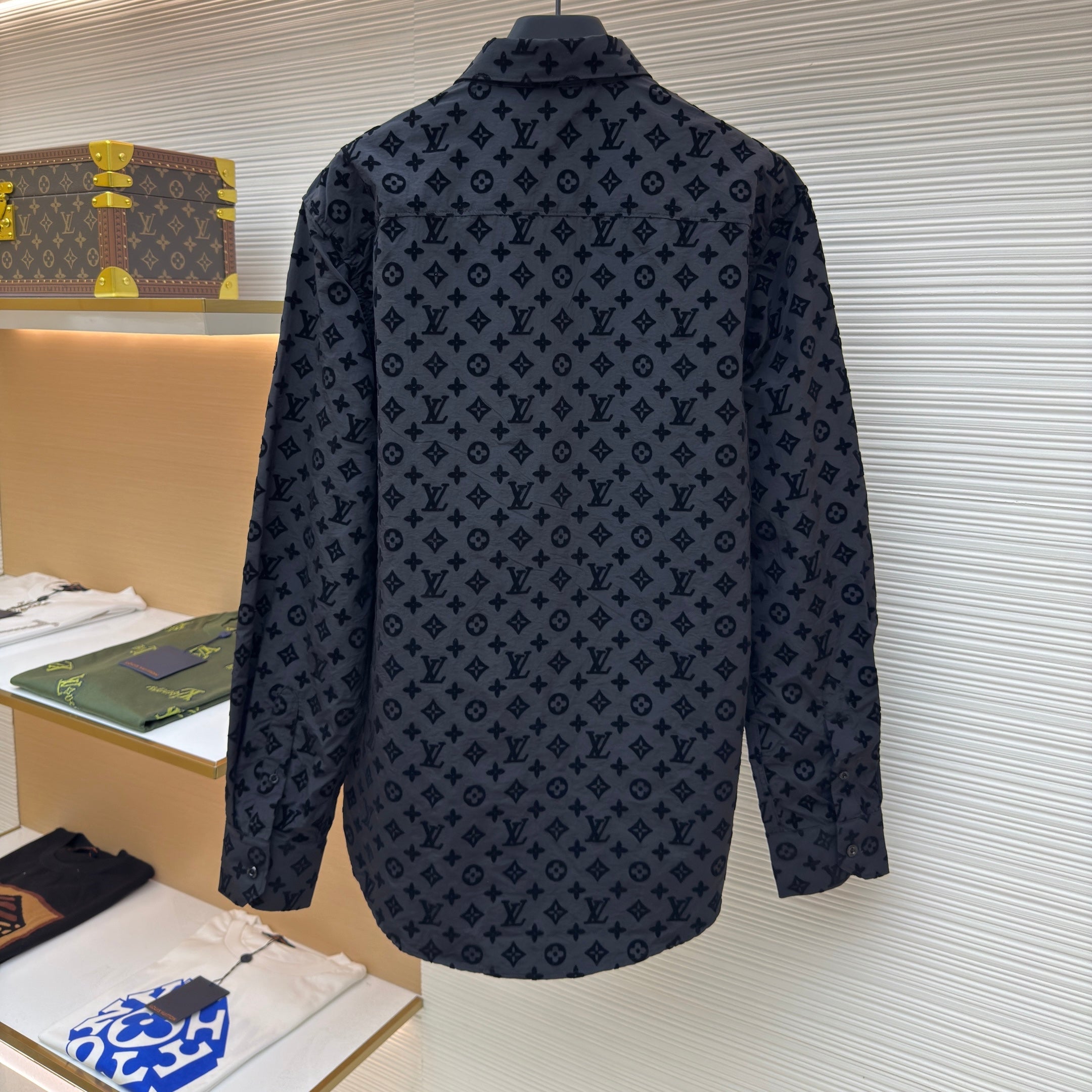 LV 1A979F Flocked Monogram Classic Shirt