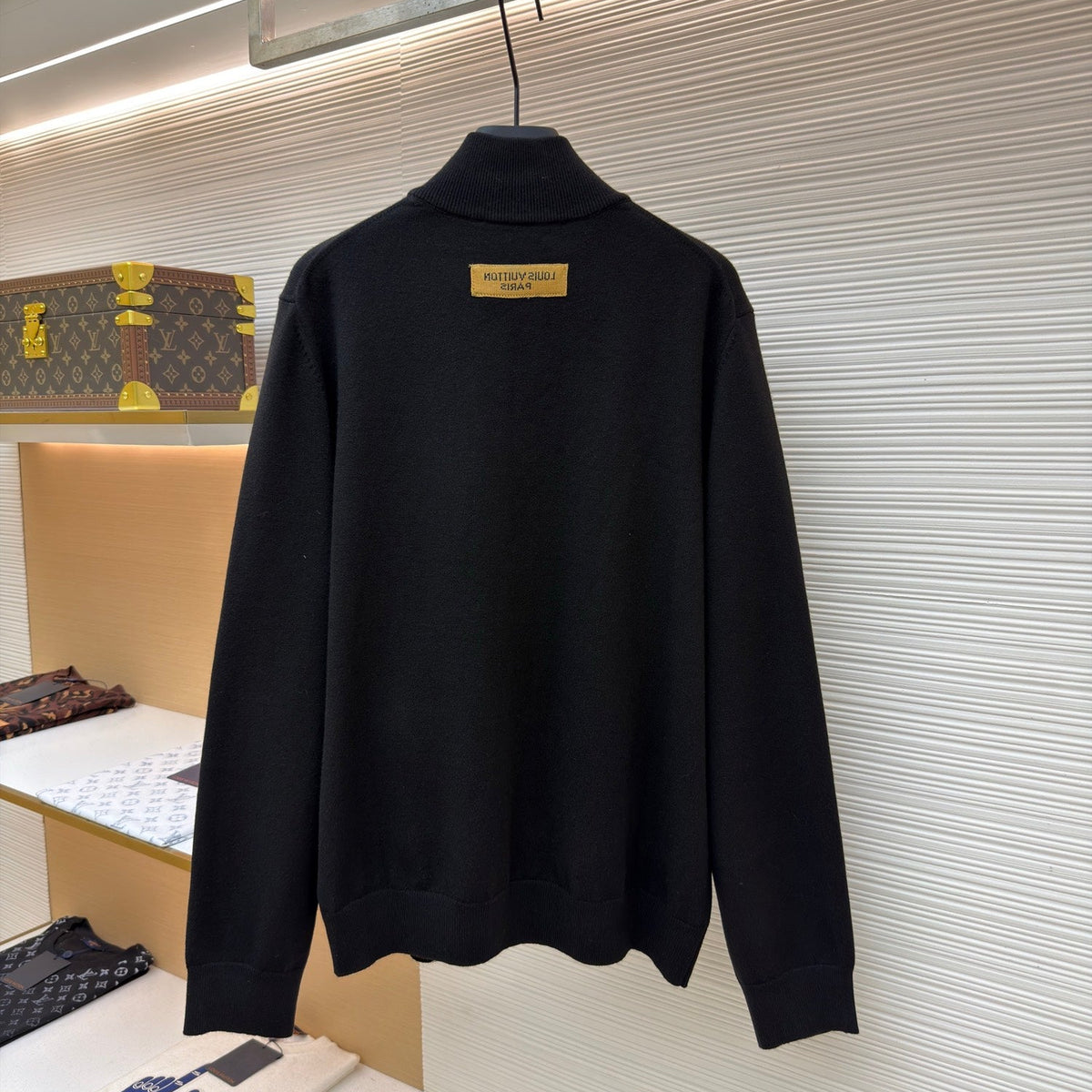 LV 1AA4VS LVSE Inside-Out Zipped Through Cashmere Cardigan