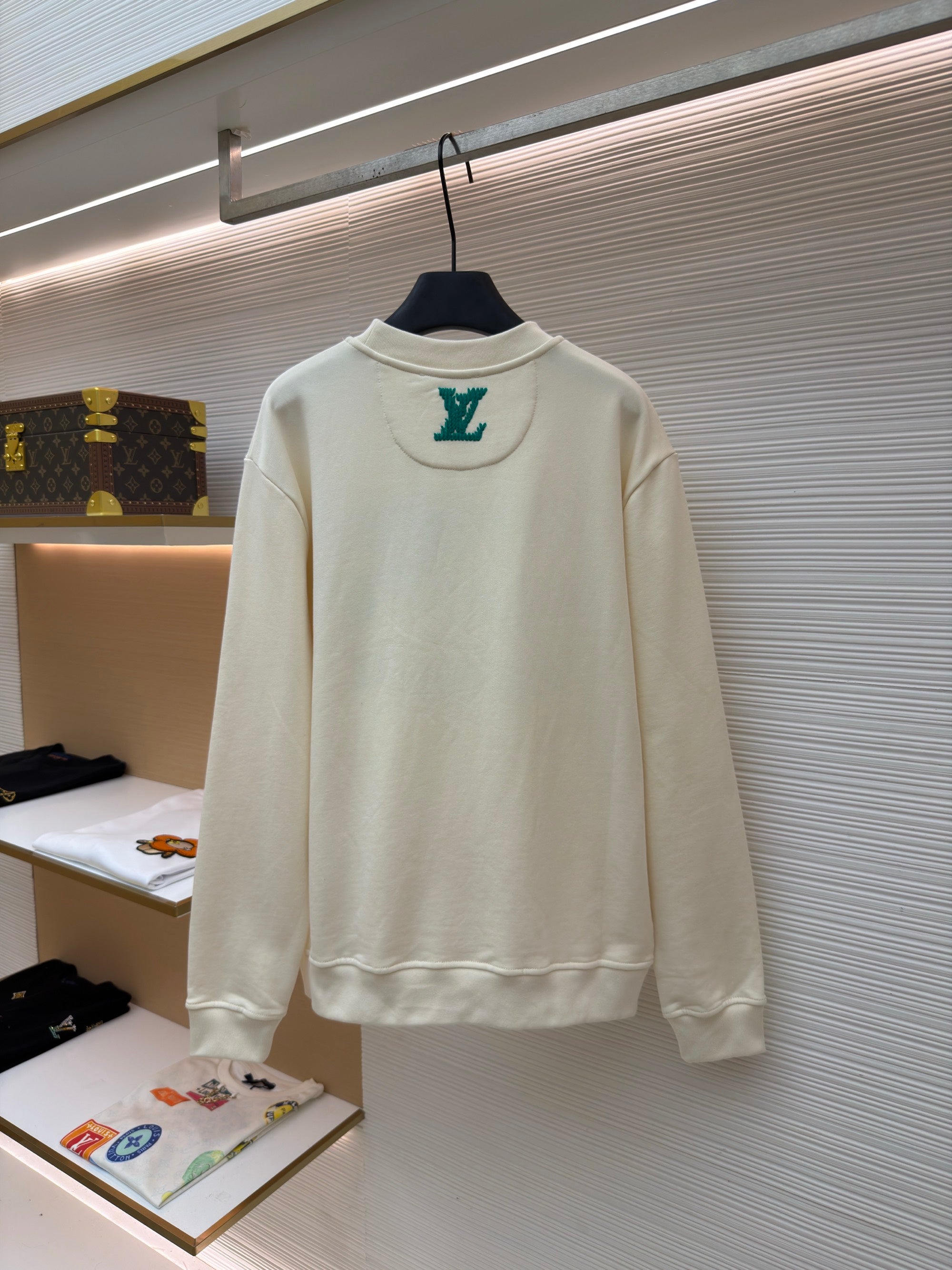LV 1AK6I0 Embroidered Signature Sweatshirt