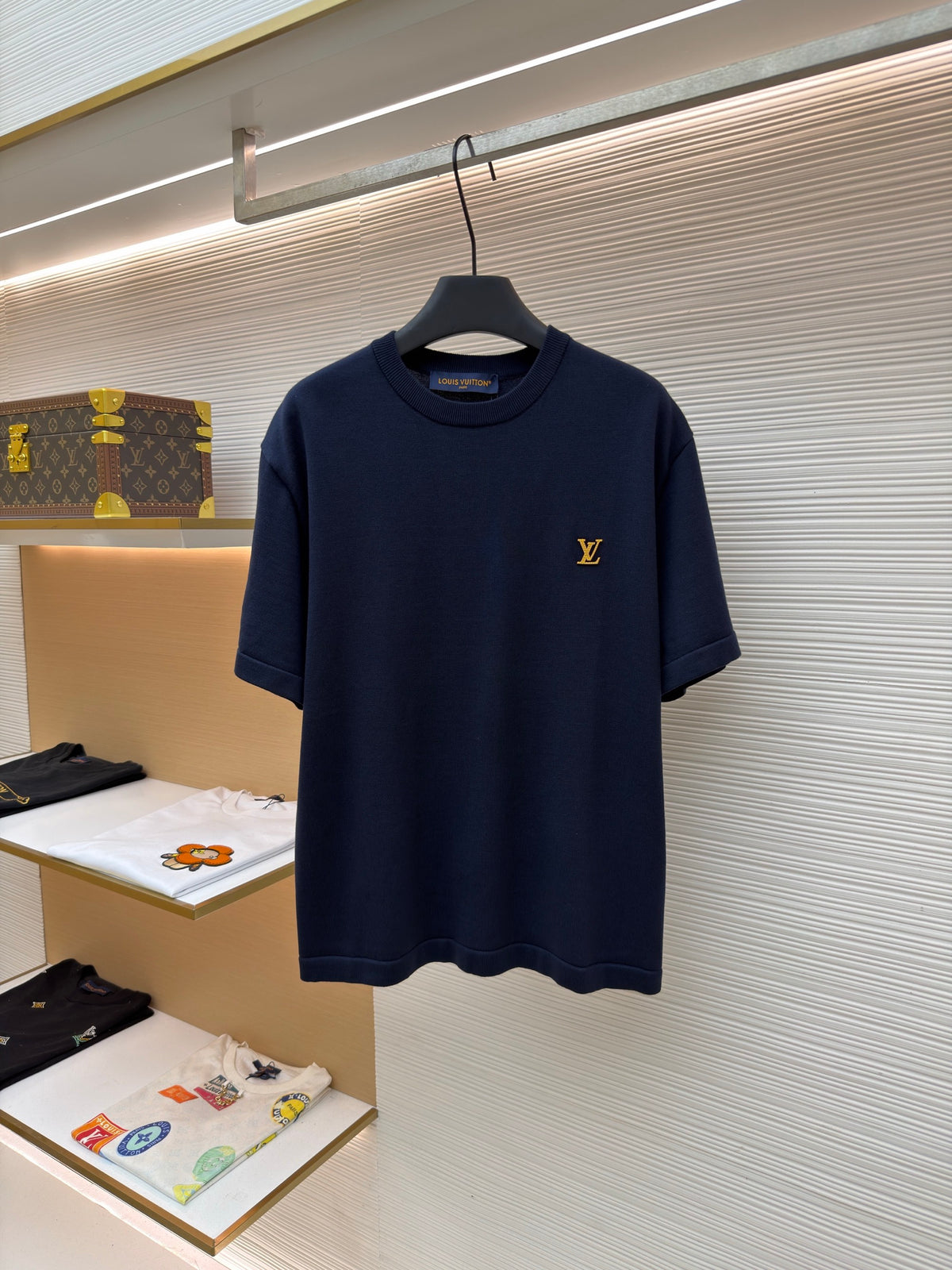 LV 1AK714 Short-Sleeved Crewneck With Signature