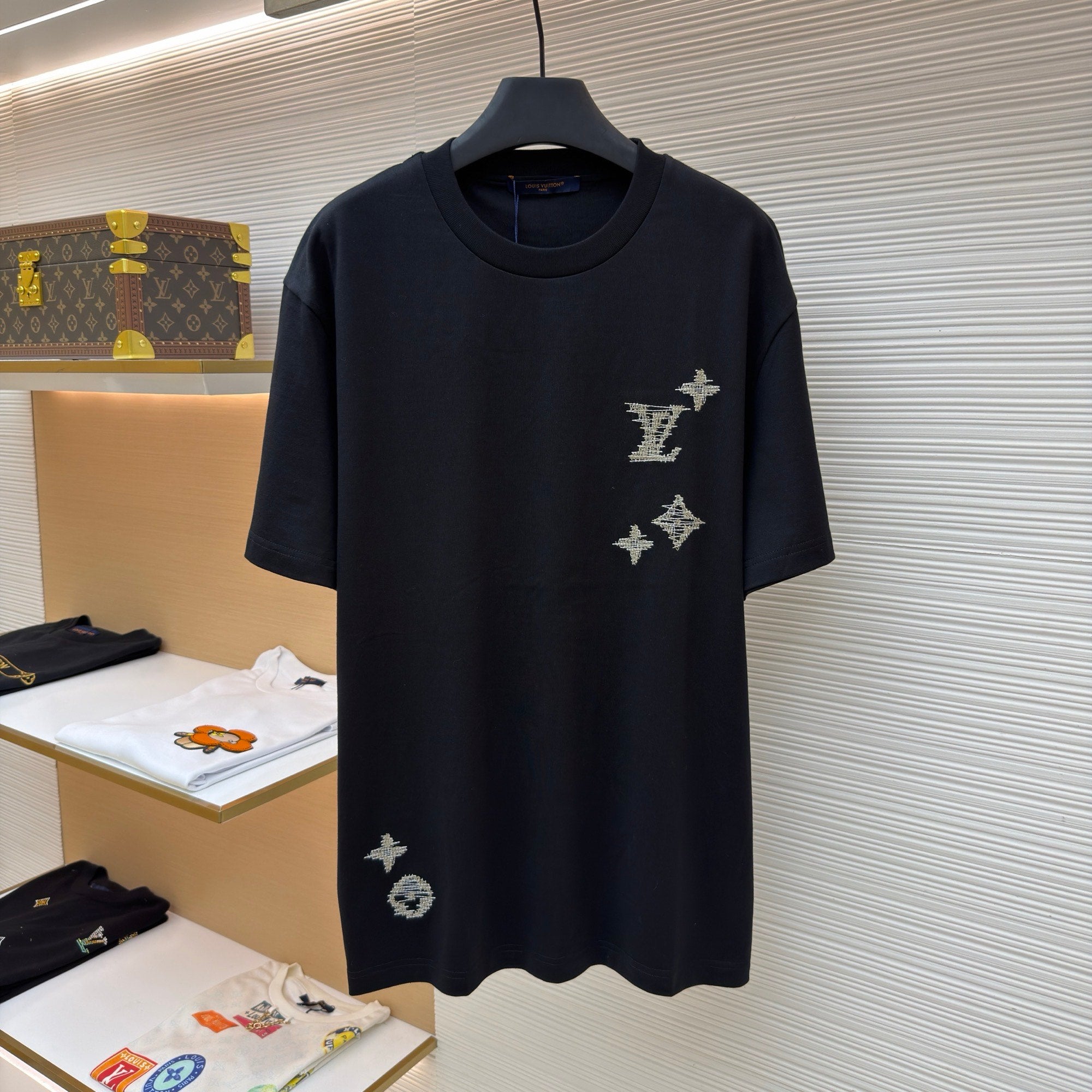 LV 1AK7G3 Embroidered Signature Short-Sleeved T-Shirt