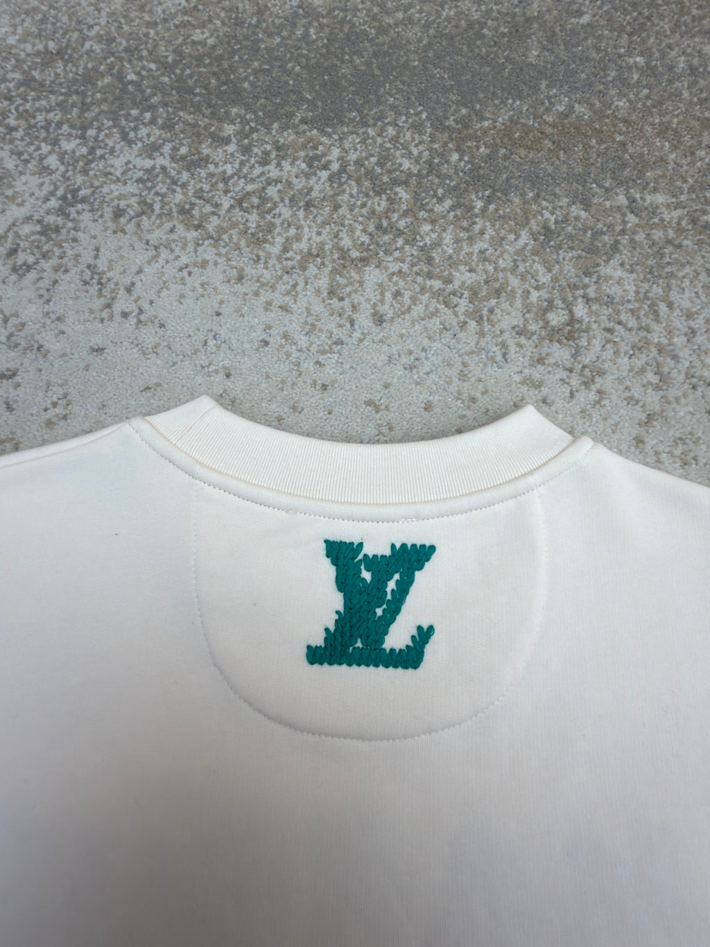 LV 1AK6I0 Embroidered Signature Sweatshirt