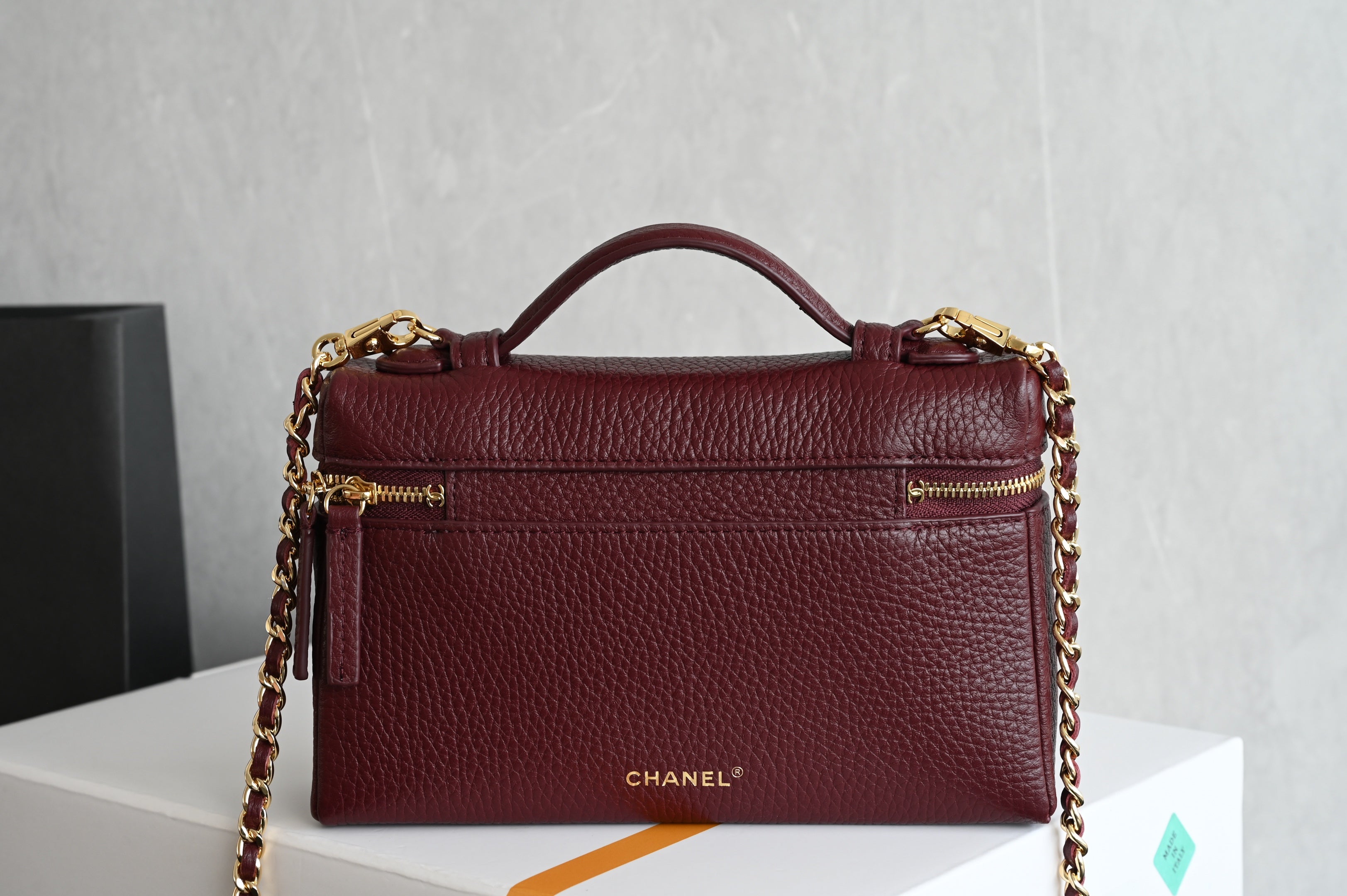 Chanel Vanity with Chain in Calfskin