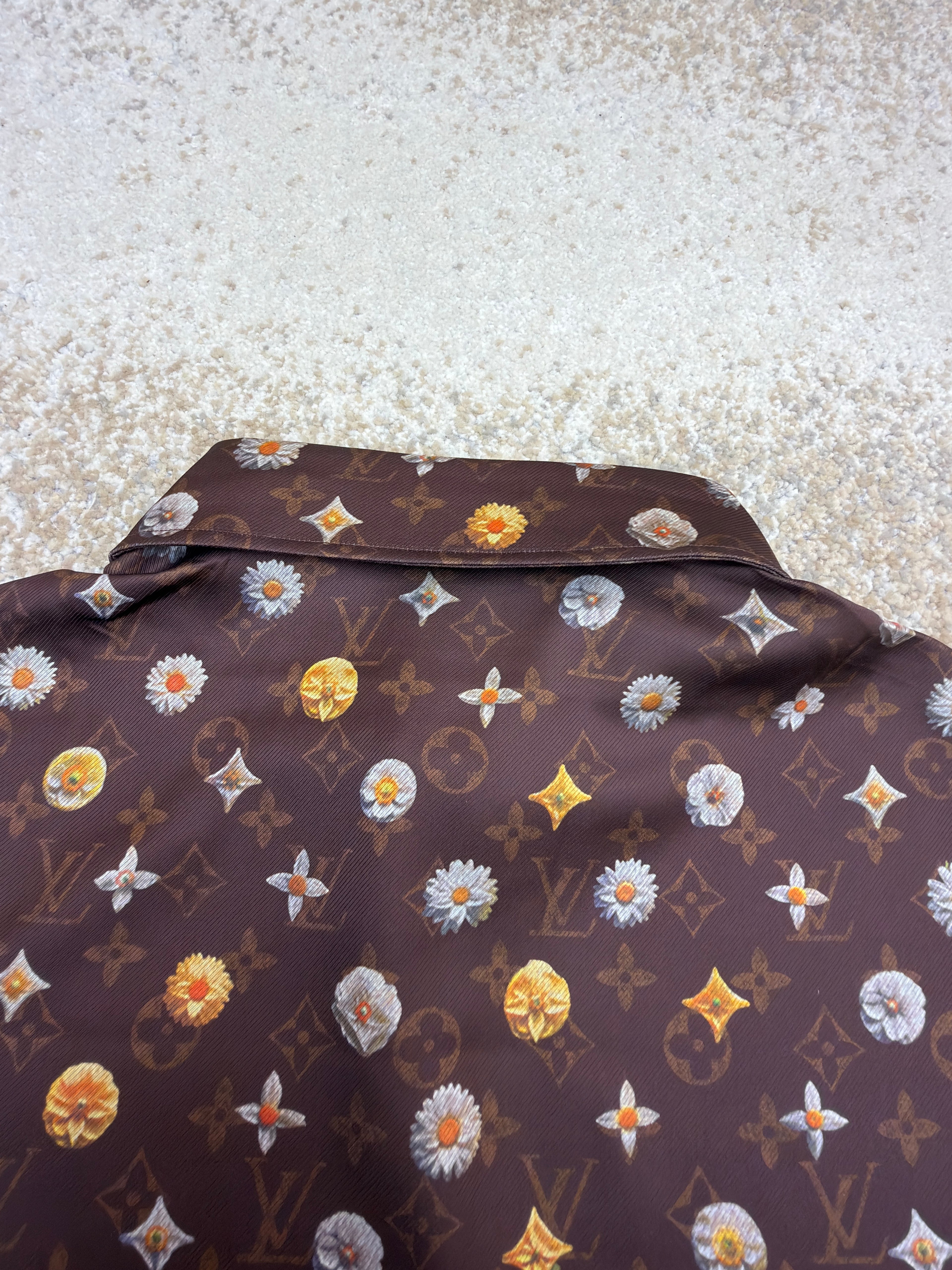 LV 1AJRJ7 Monogram Printed Short-Sleeved Silk Shirt
