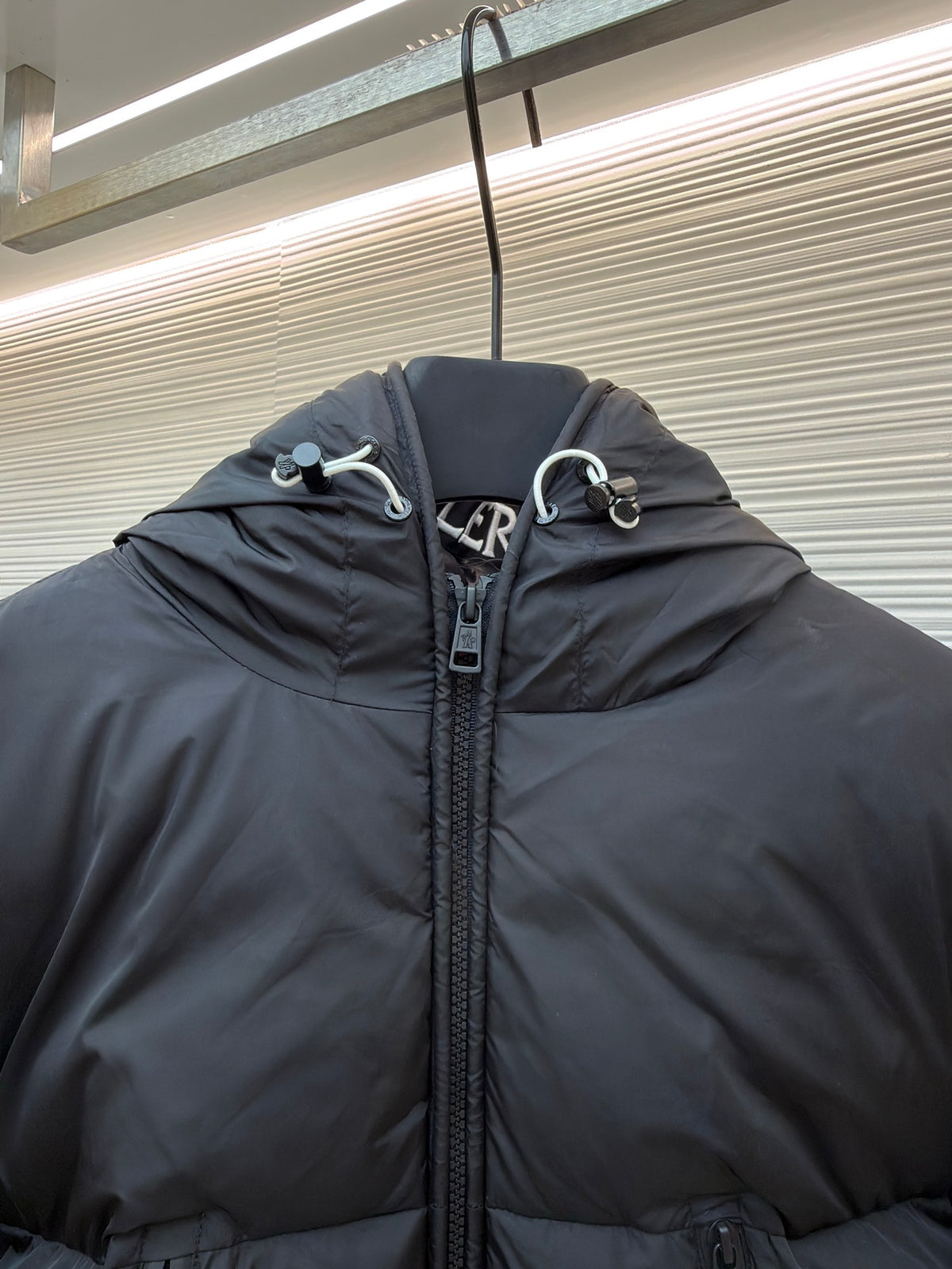 Moncler Montcla Hooded Short Down Jacket