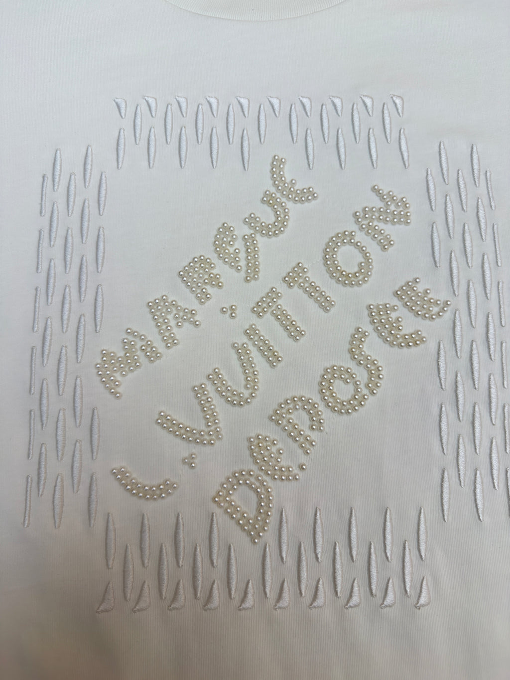 LV 1AFV79 Embroidered Signature Cotton T-Shirt
