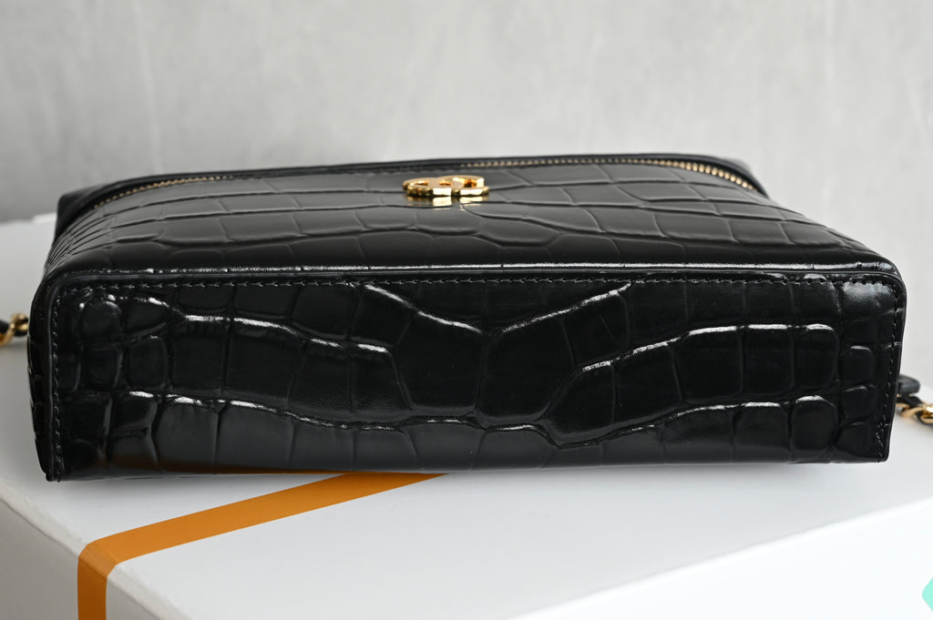 Chanel Vanity with Chain in Croc Embossed Calfskin