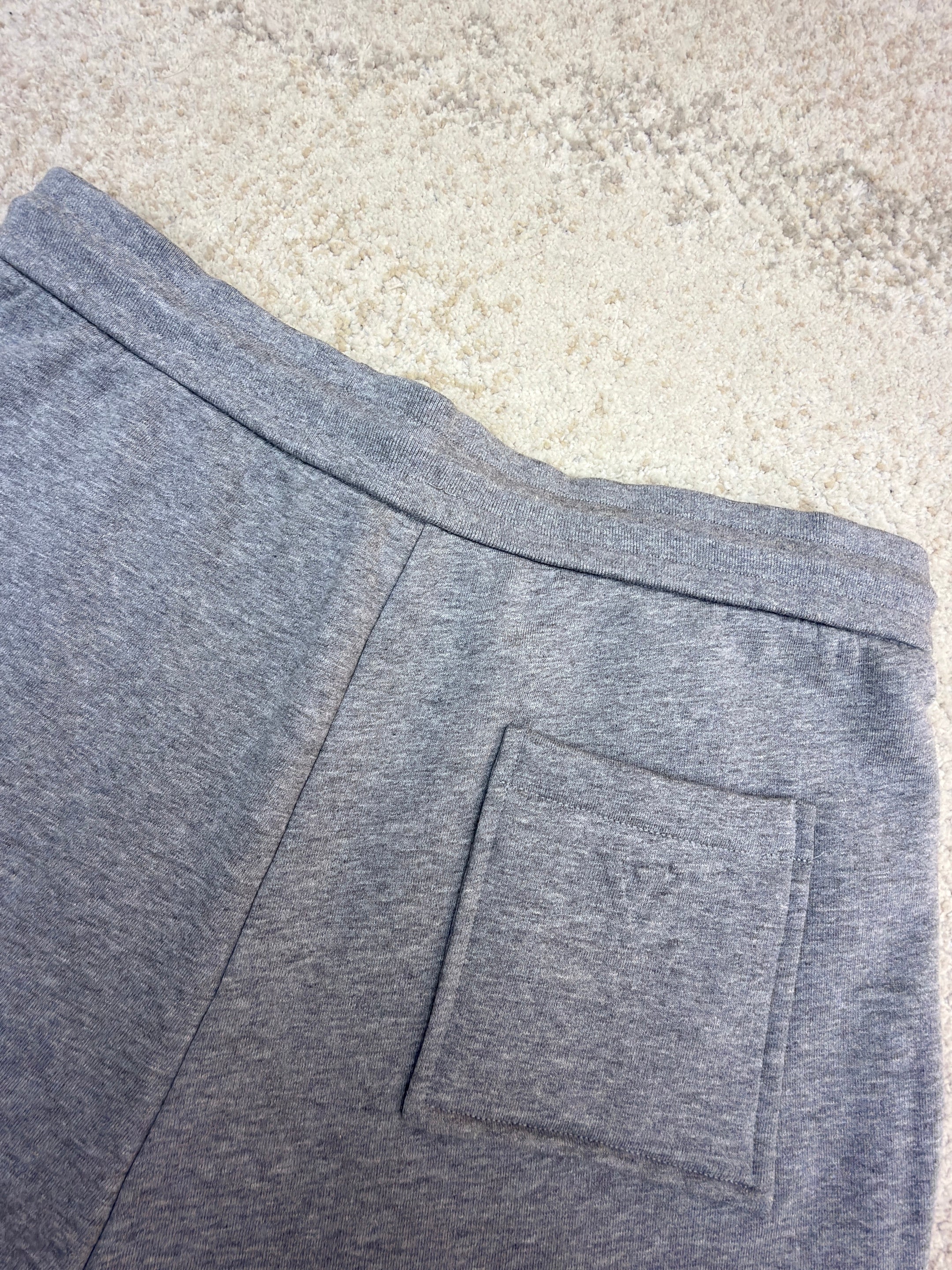 LV 1AK6IL Embossed Signature Detail Pants