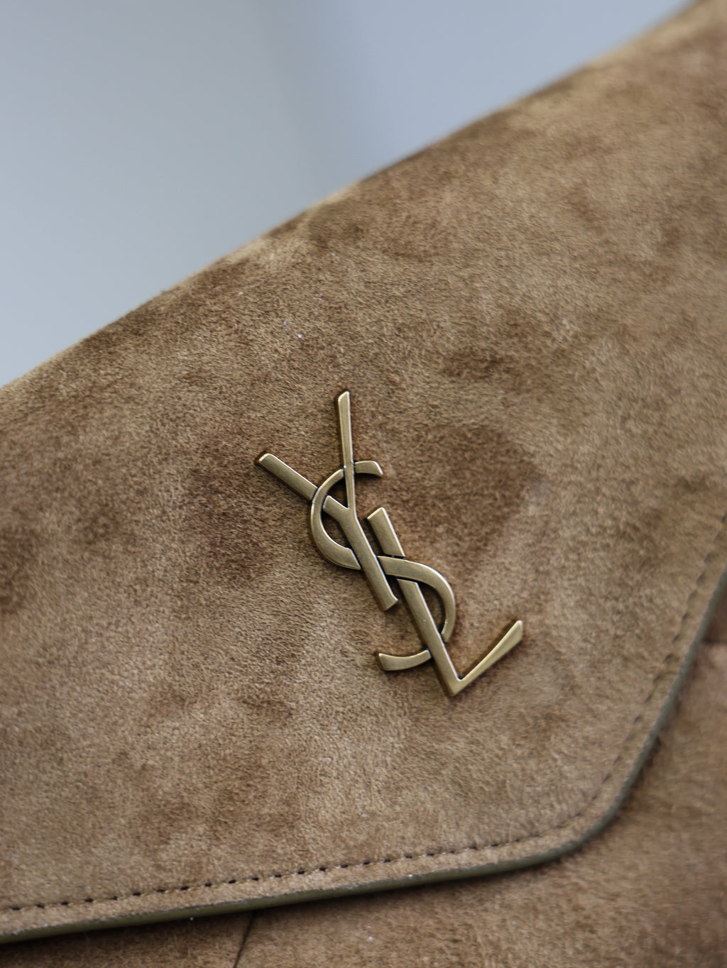 Saint Laurent Cassandre Small Chain Pouch In Suede