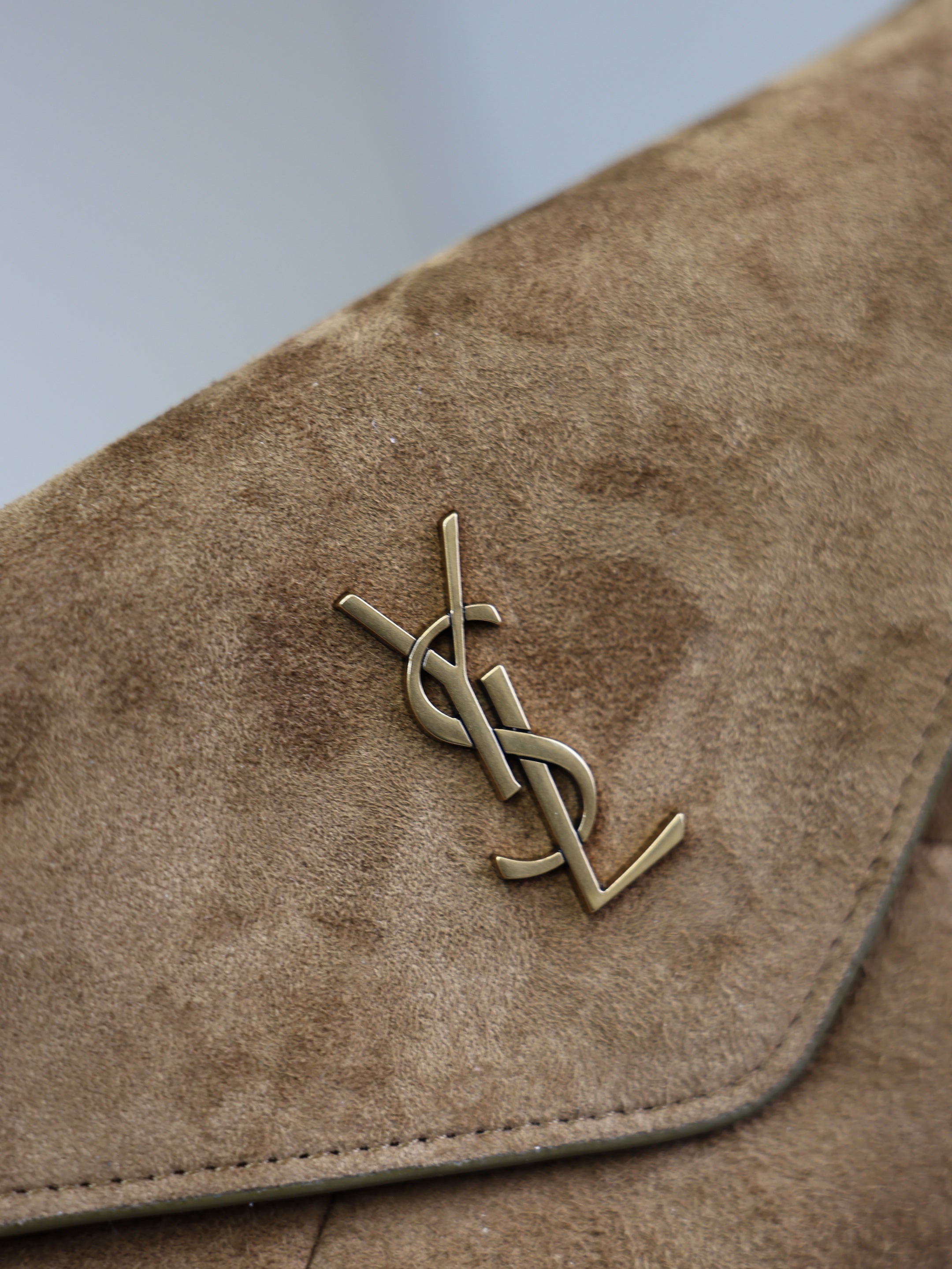 Saint Laurent Cassandre Small Chain Pouch In Suede