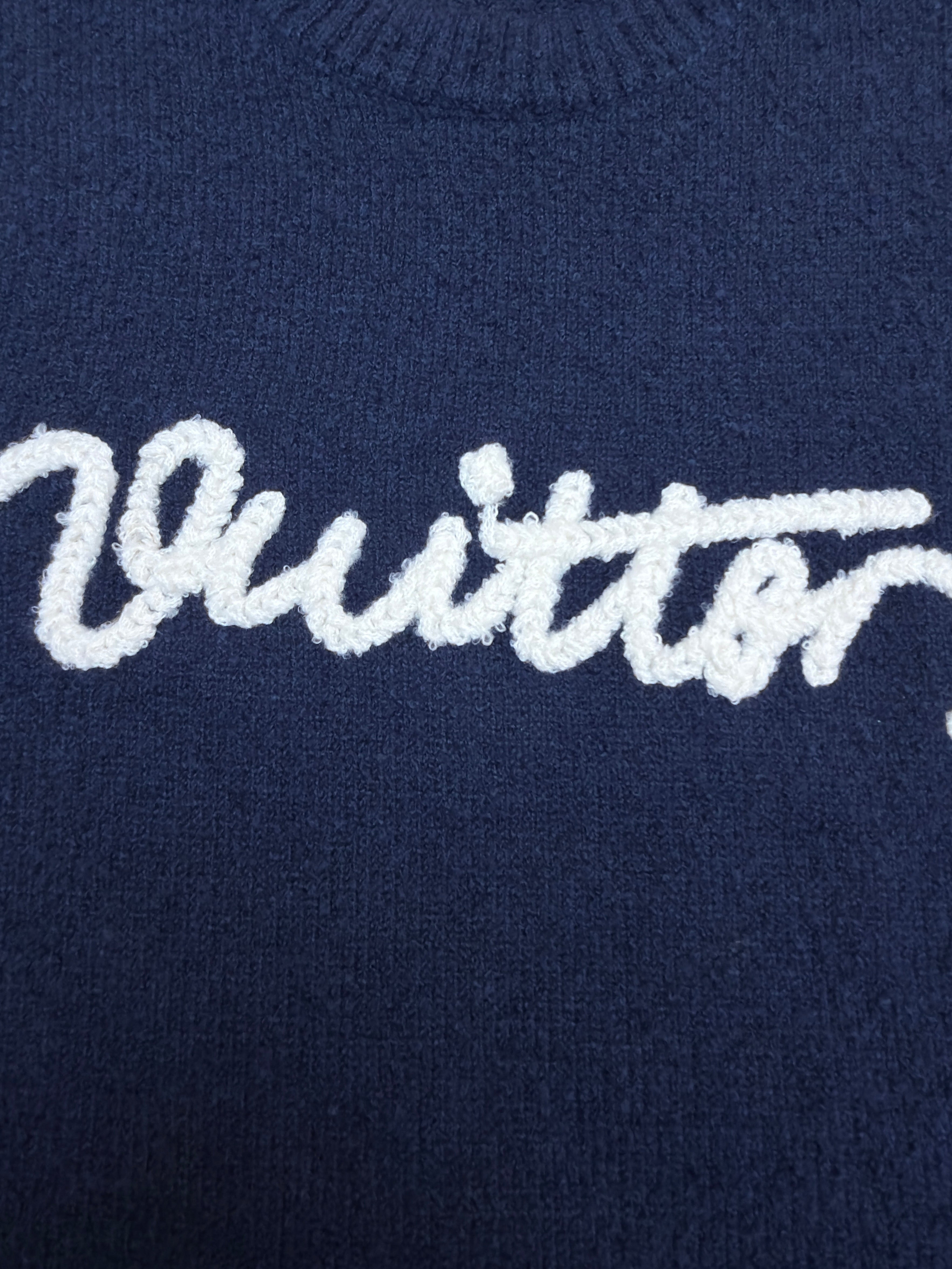 LV 1AKLW8 Embroidered Signature Long-Sleeved Crewneck