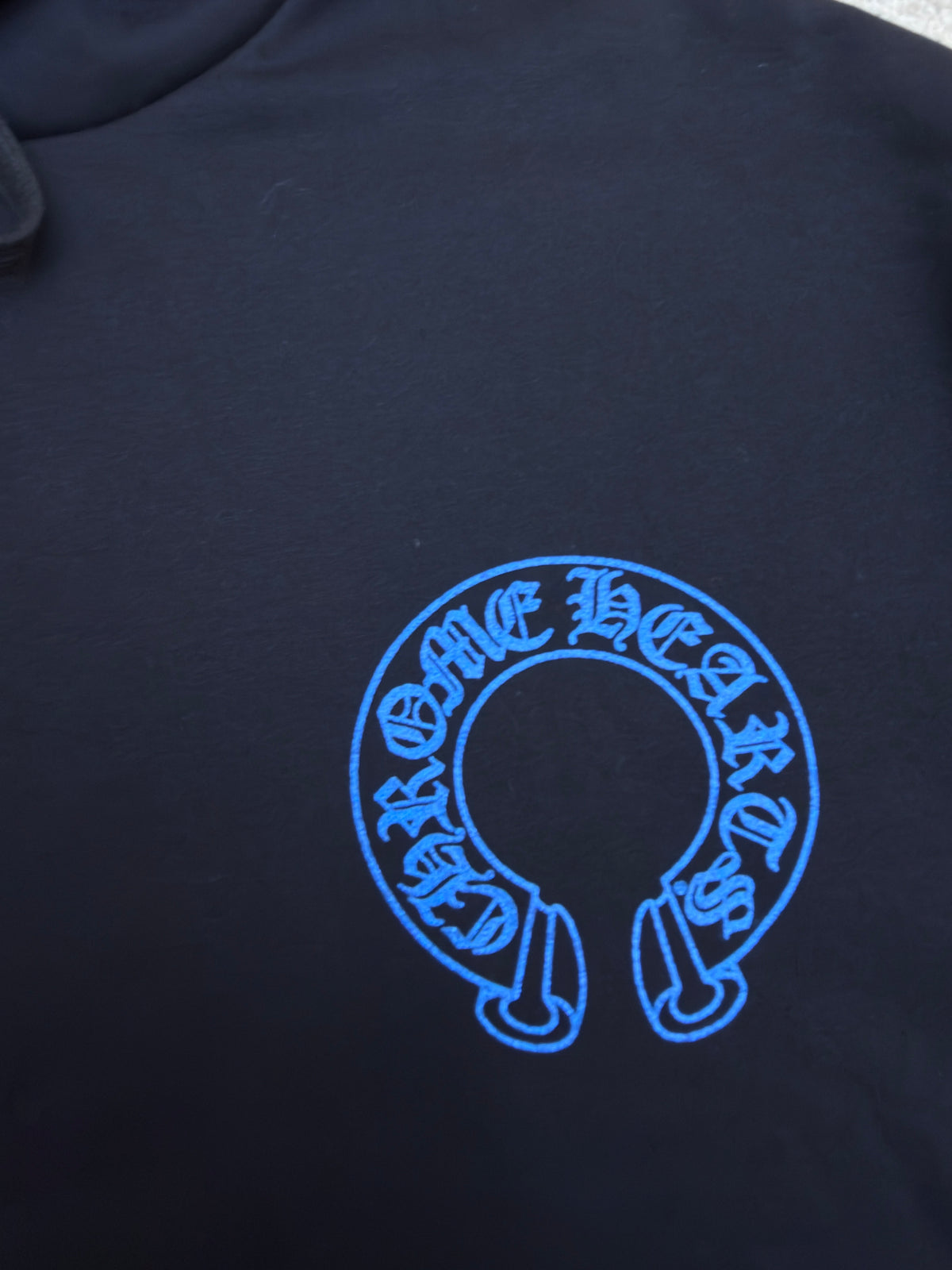 Chrome Hearts Friends and Family Glitter Print Horseshoe Logo Hoodie