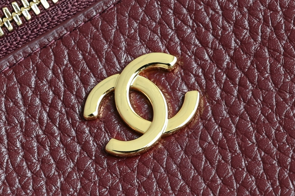 Chanel Vanity with Chain in Calfskin