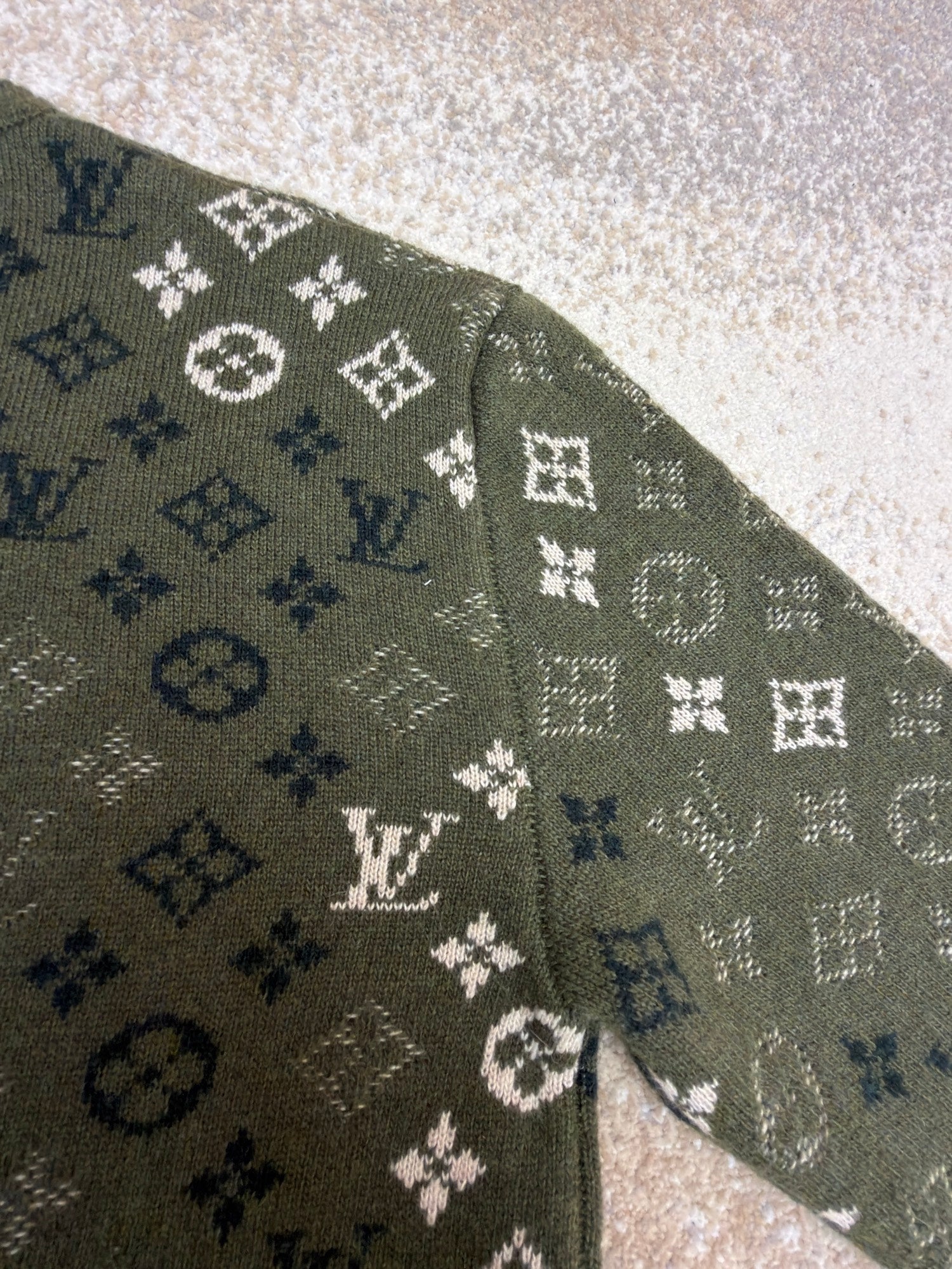 LV 1AJBTJ Monogram Pullover