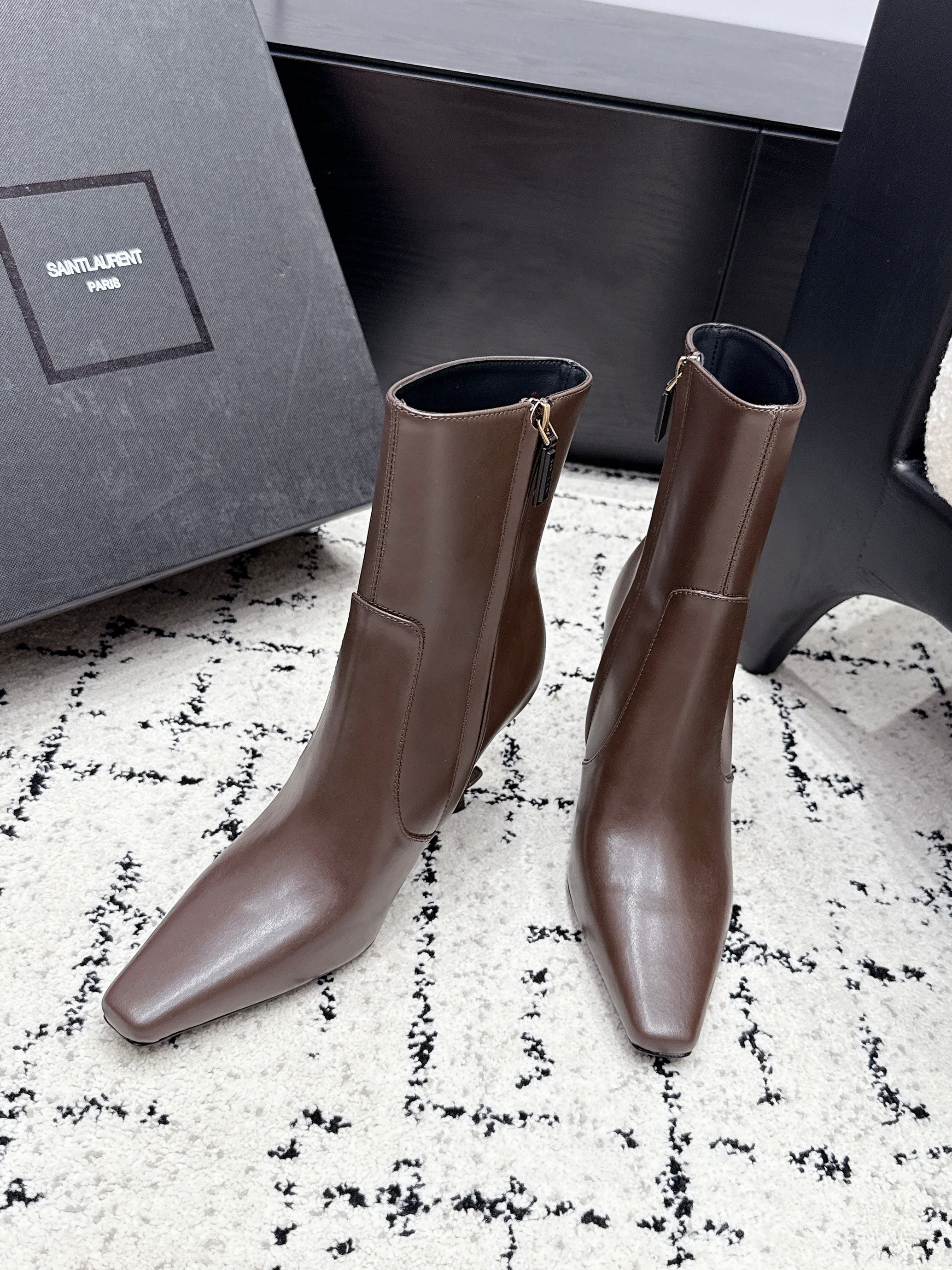 Saint Laurent Opyum Booties In Smooth Leather