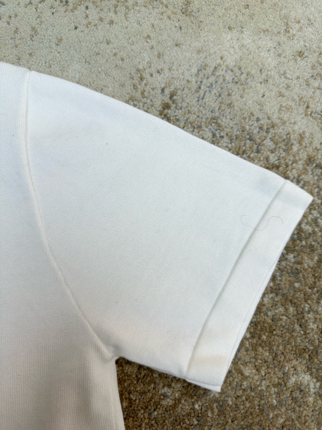 LV 1AK6ZF Short-Sleeved Signature Patch Crewneck