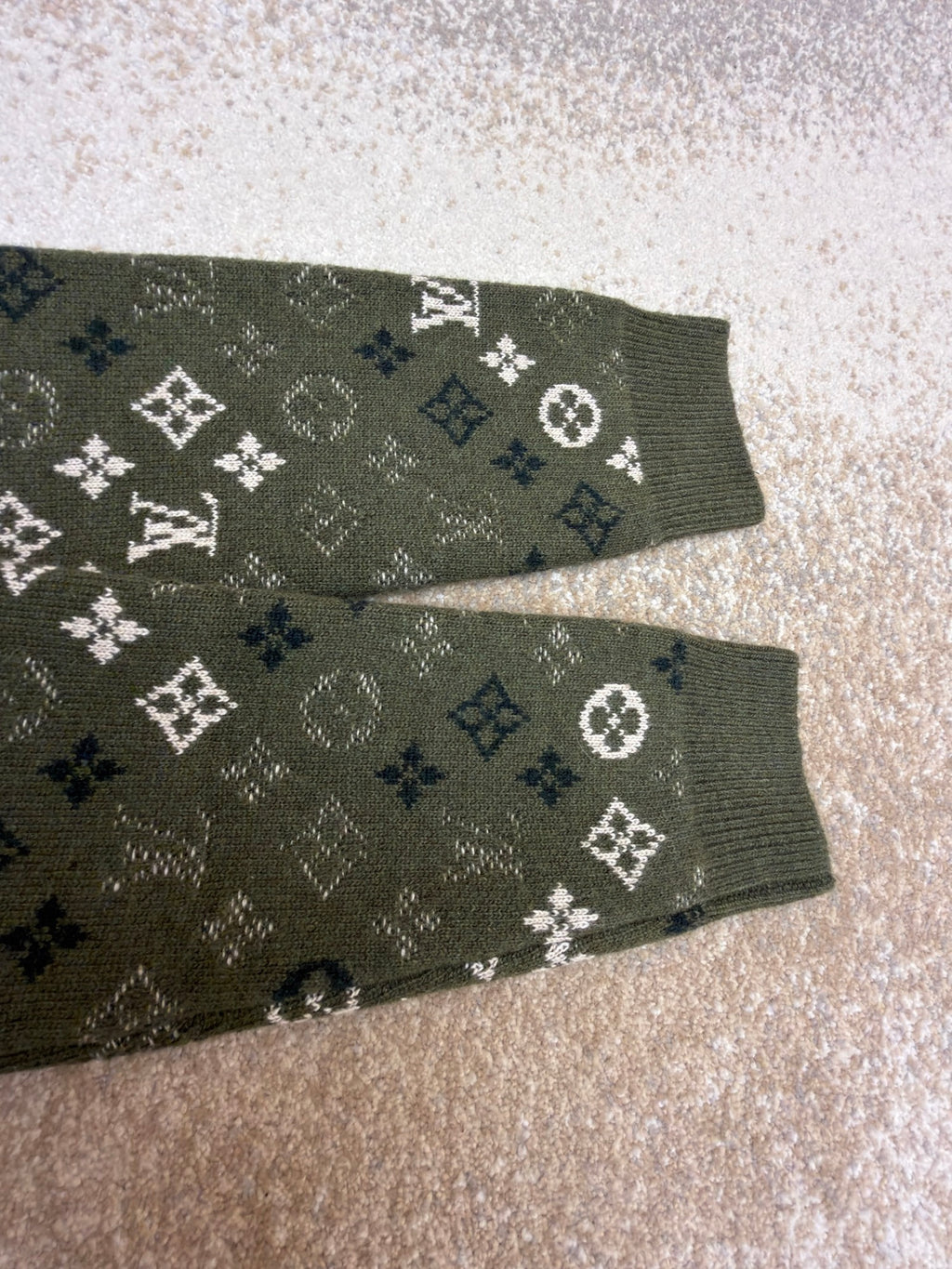 LV 1AJBTJ Monogram Pullover