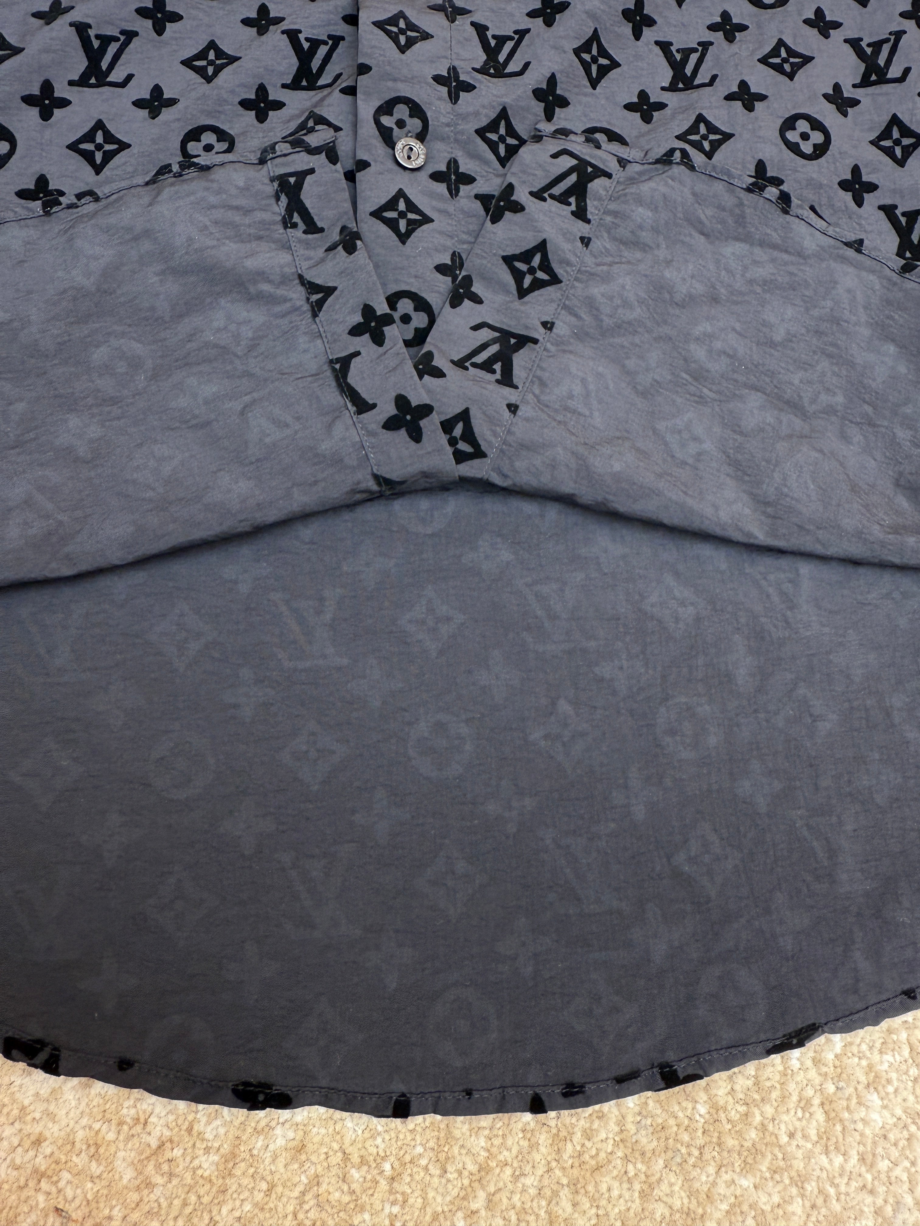 LV 1A979F Flocked Monogram Classic Shirt