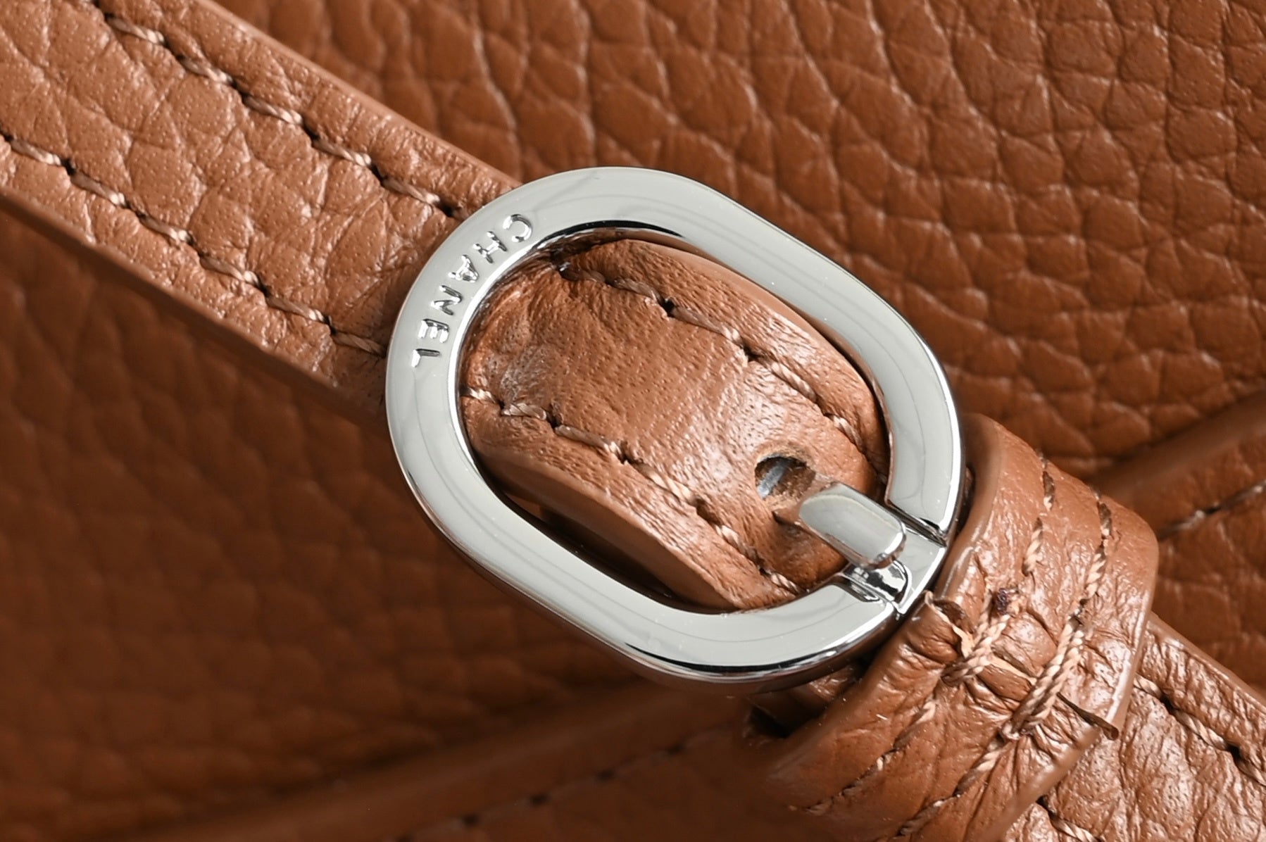 Chanel Maxi Flap Bag in Grained Calfskin AS6233