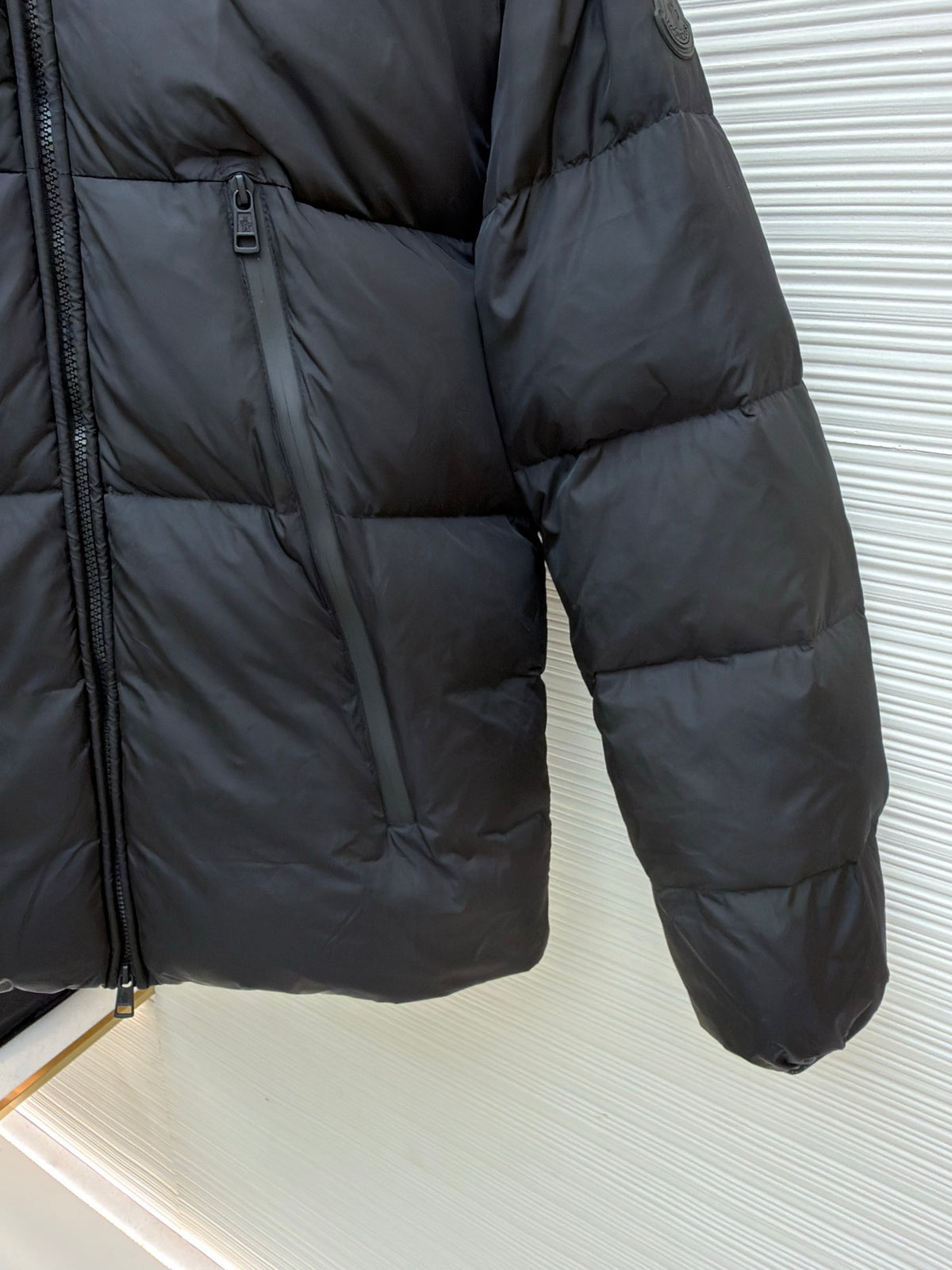 Moncler Montcla Hooded Short Down Jacket