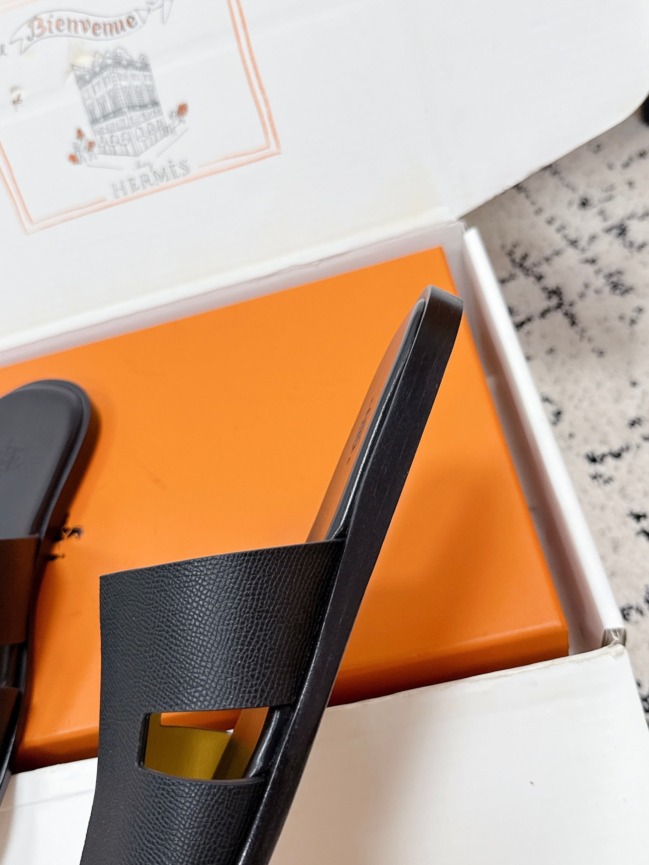 Hermes Izmir Sandal in Epsom Calfskin