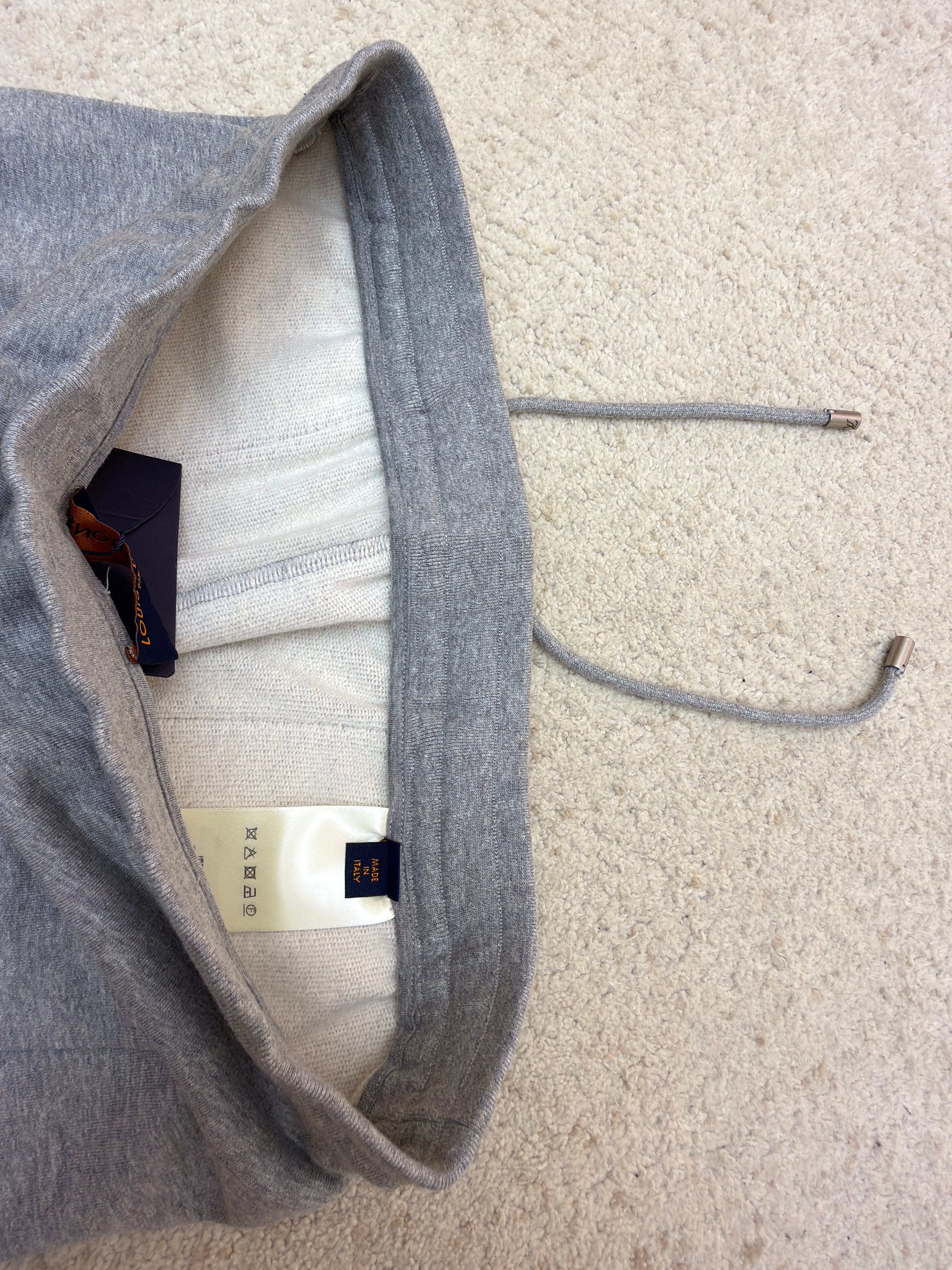 LV 1AK6IL Embossed Signature Detail Pants