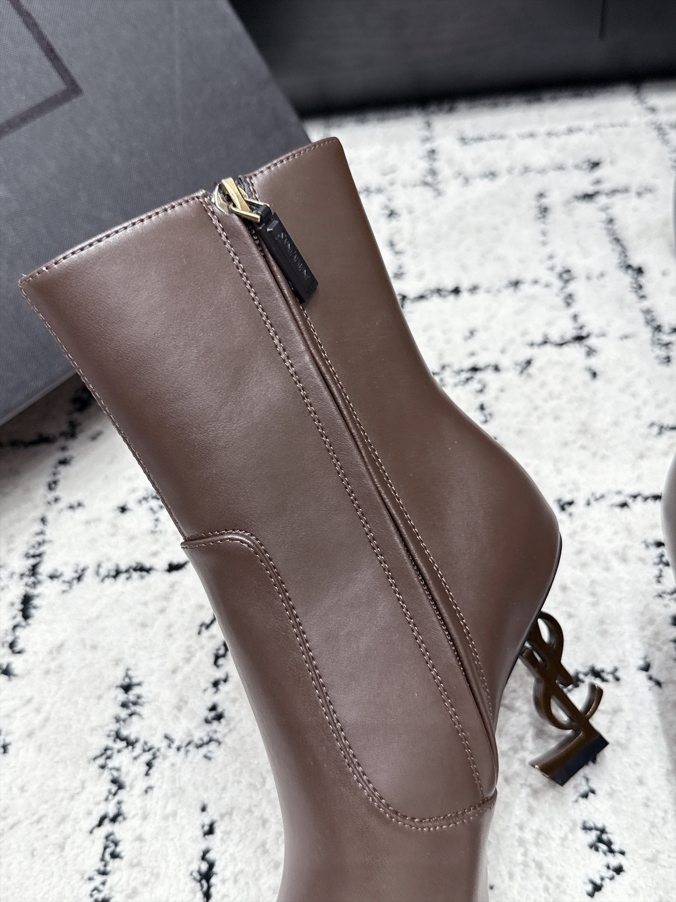 Saint Laurent Opyum Booties In Smooth Leather