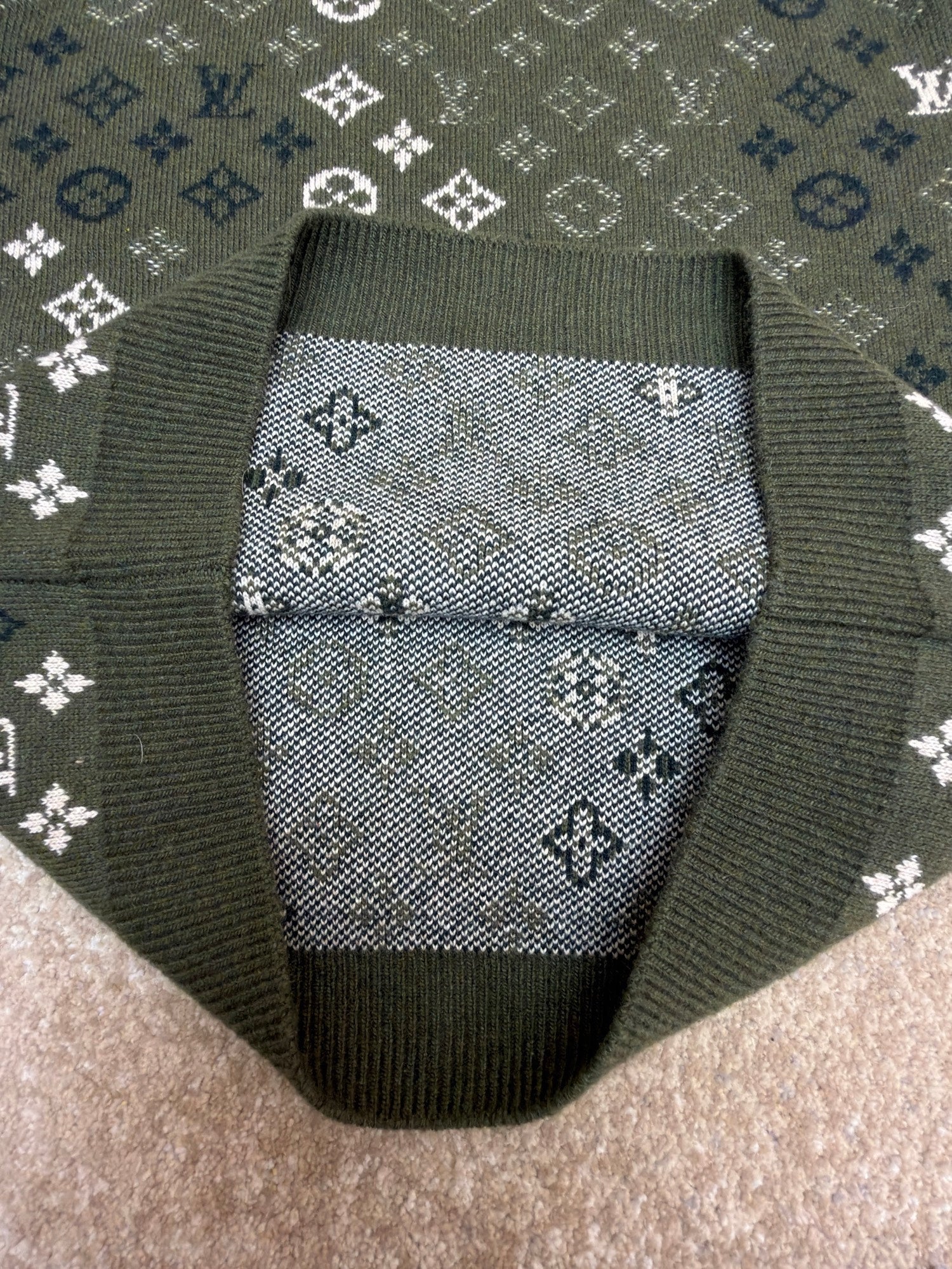 LV 1AJBTJ Monogram Pullover