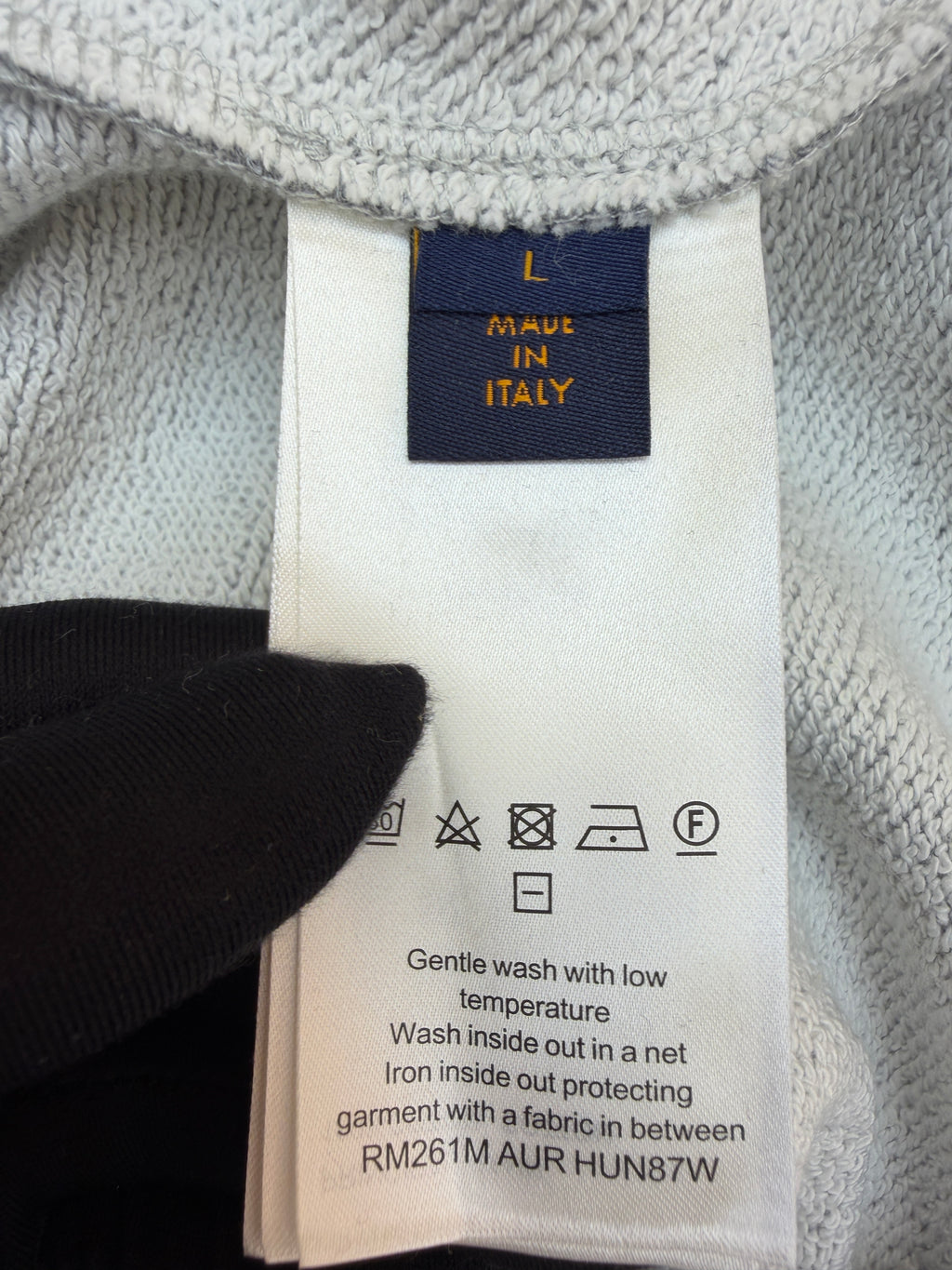 LV 1AK7FH Embroidered Signature Zipped Hoodie