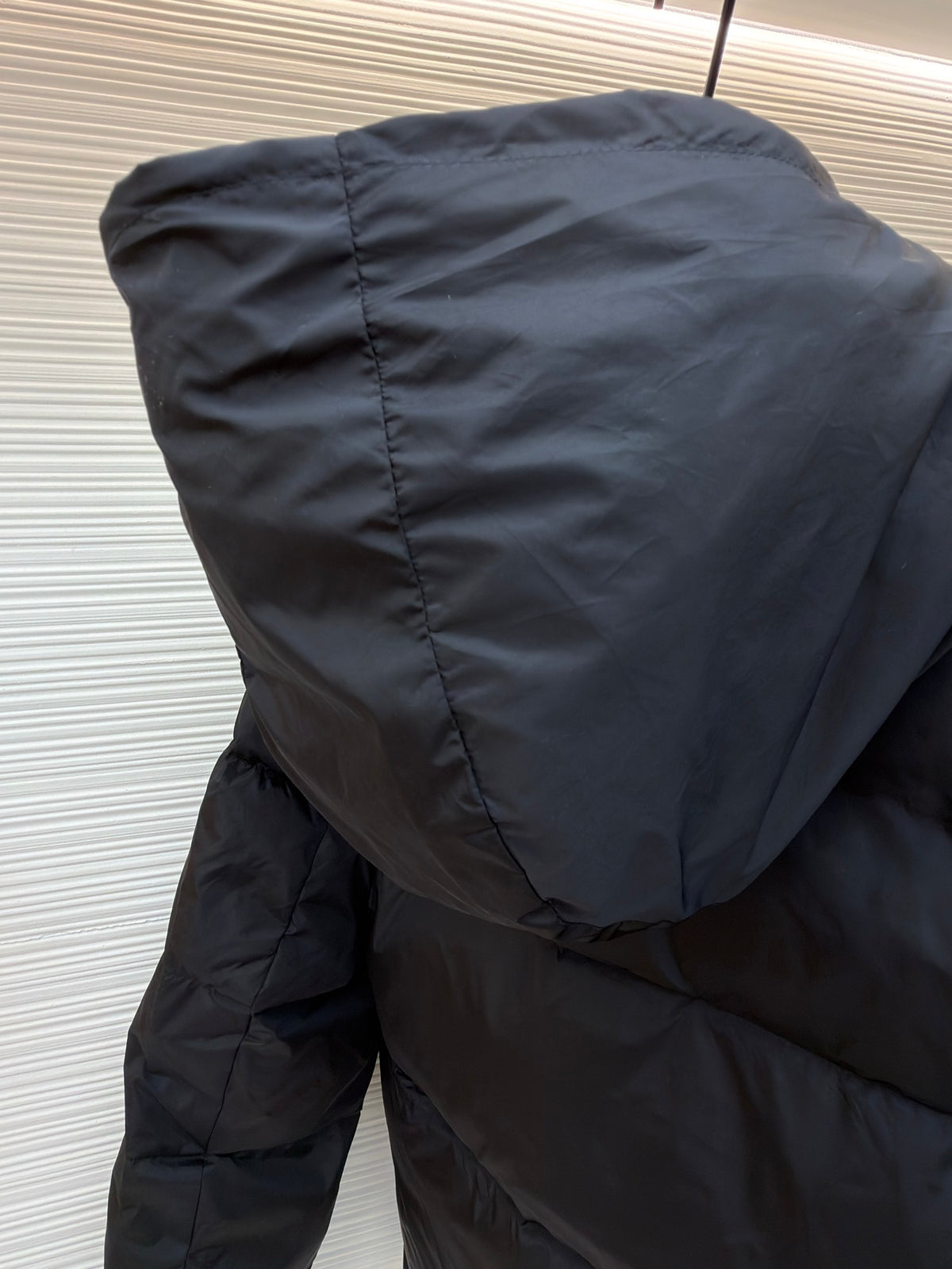 Moncler Montcla Hooded Short Down Jacket