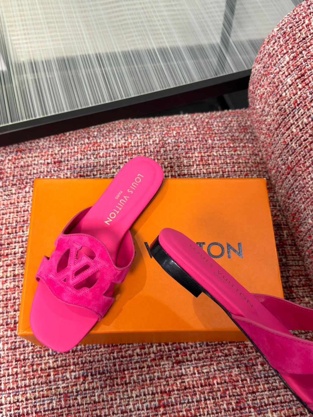 LV Isola Flat Mule