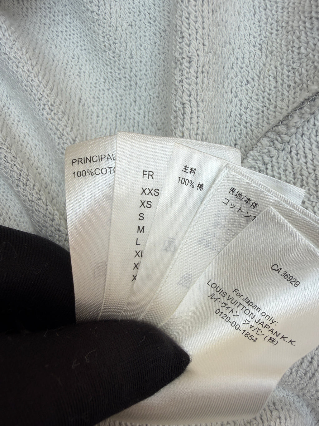 LV 1AK7FH Embroidered Signature Zipped Hoodie