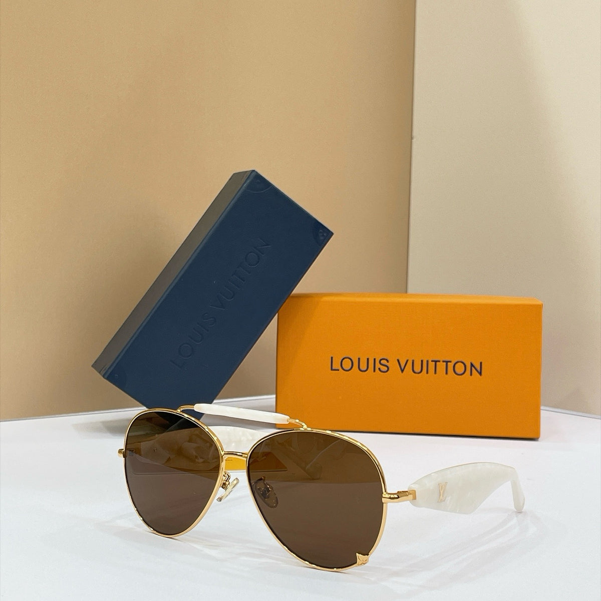 LV Sunglasses Z3462U