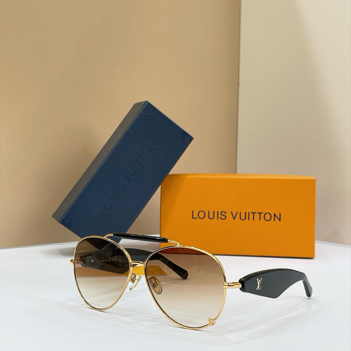 LV Sunglasses Z3462U