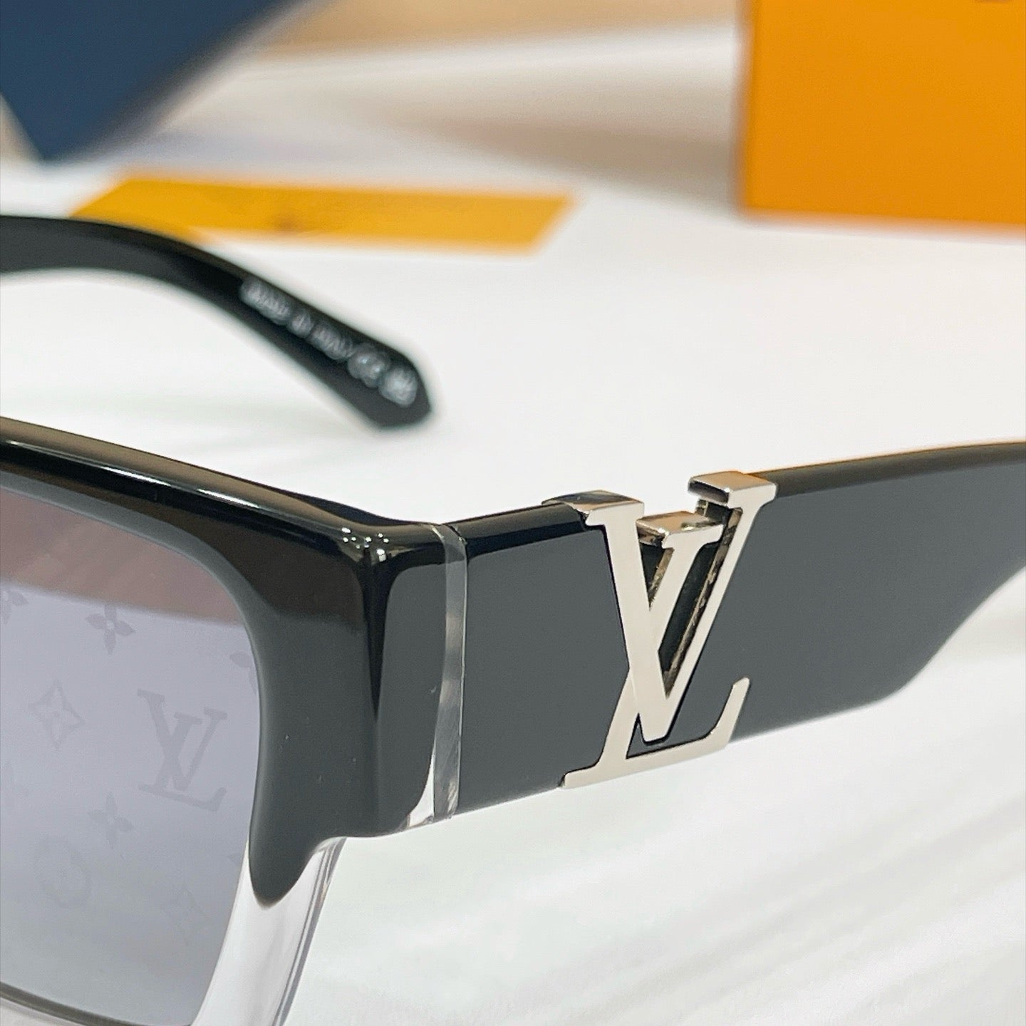 LV Sunglasses Z2178E
