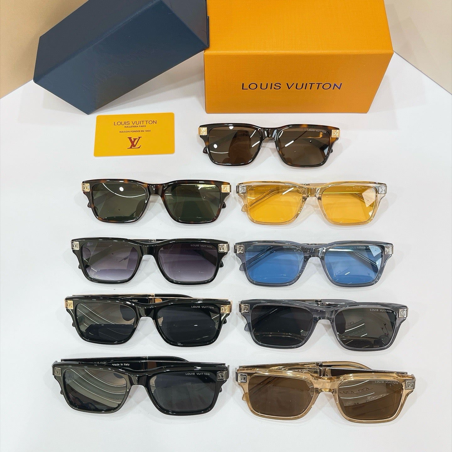 LV Sunglasses Z3308U