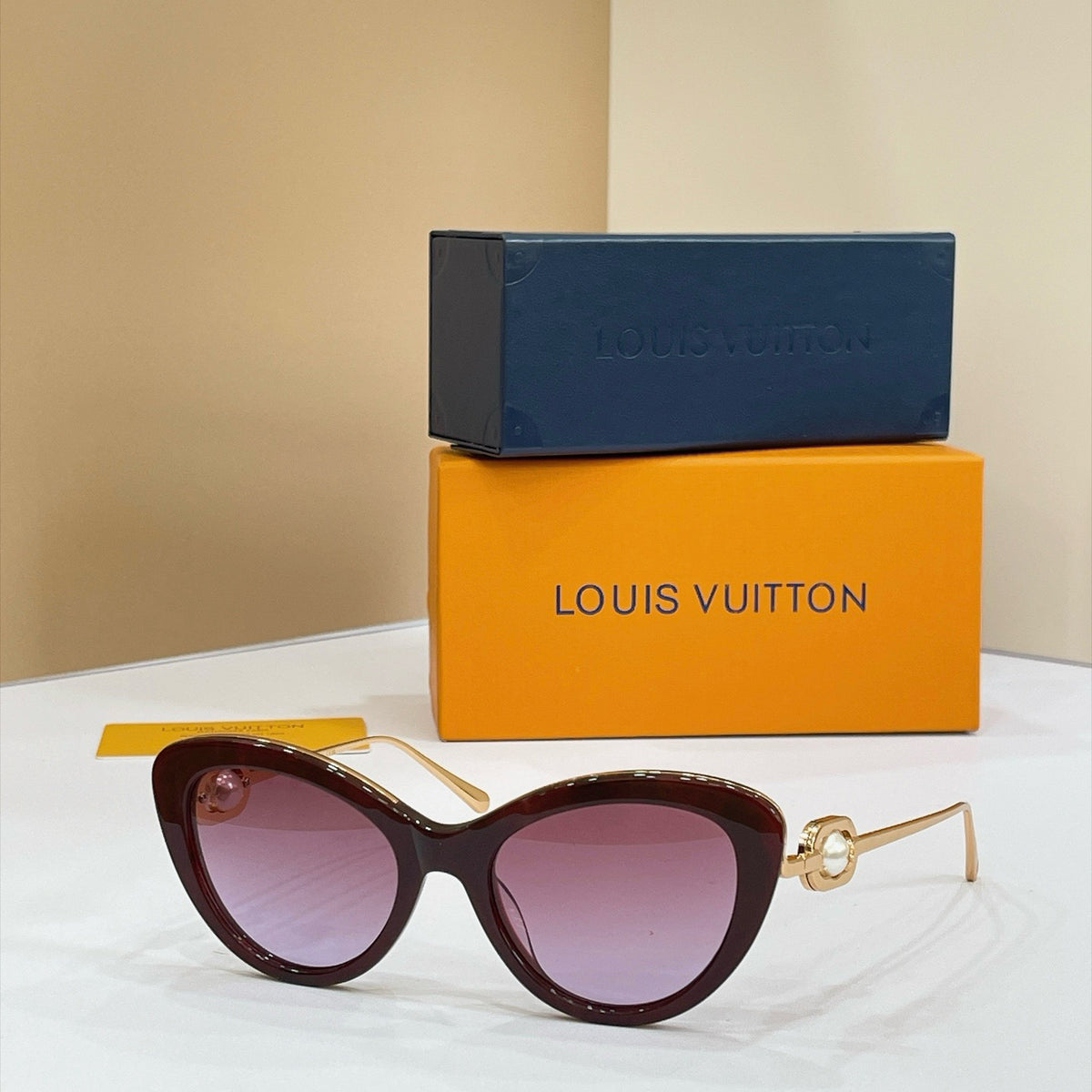 LV Sunglasses Z1931E