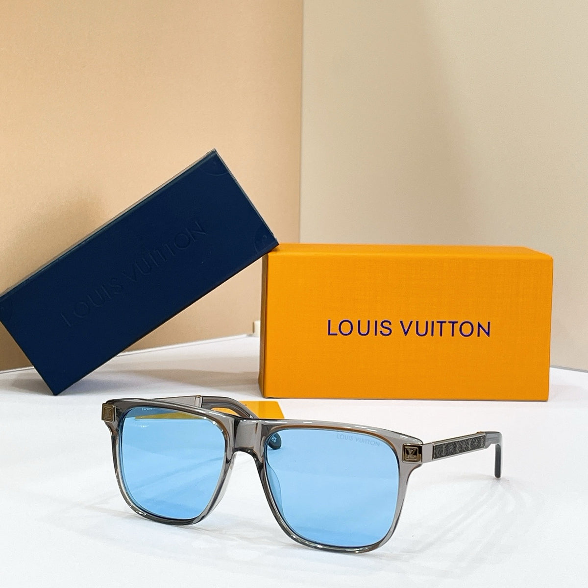 LV Sunglasses Z3300U