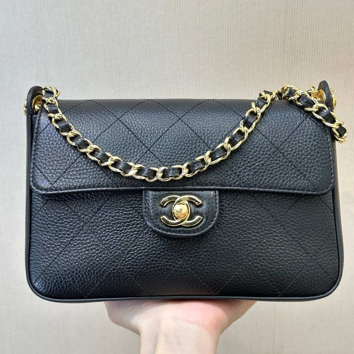 Chanel Small Flap Bag in Lambskin AS6625
