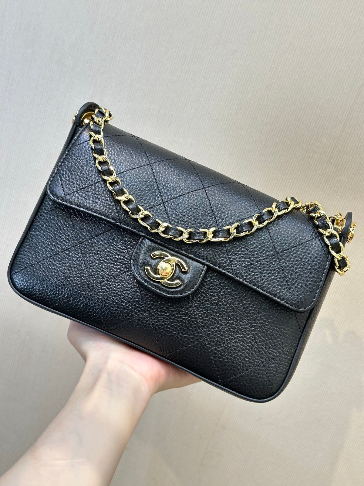 Chanel Small Flap Bag in Lambskin AS6625