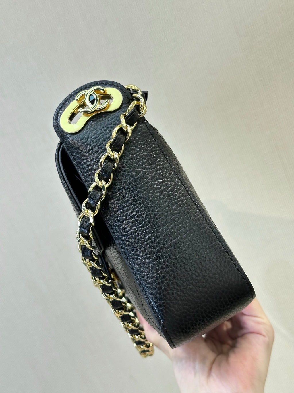Chanel Small Flap Bag in Lambskin AS6625