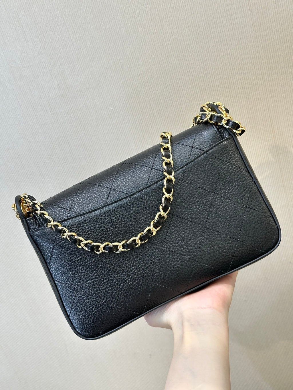 Chanel Small Flap Bag in Lambskin AS6625