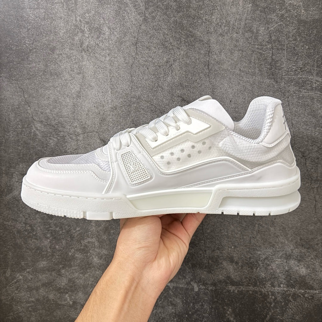 LV Trainer Sneaker 1AJVU5