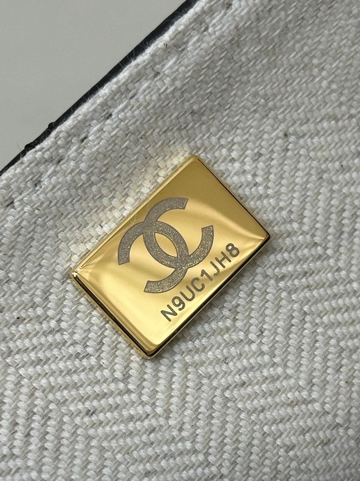 Chanel Small Flap Bag in Lambskin AS6625