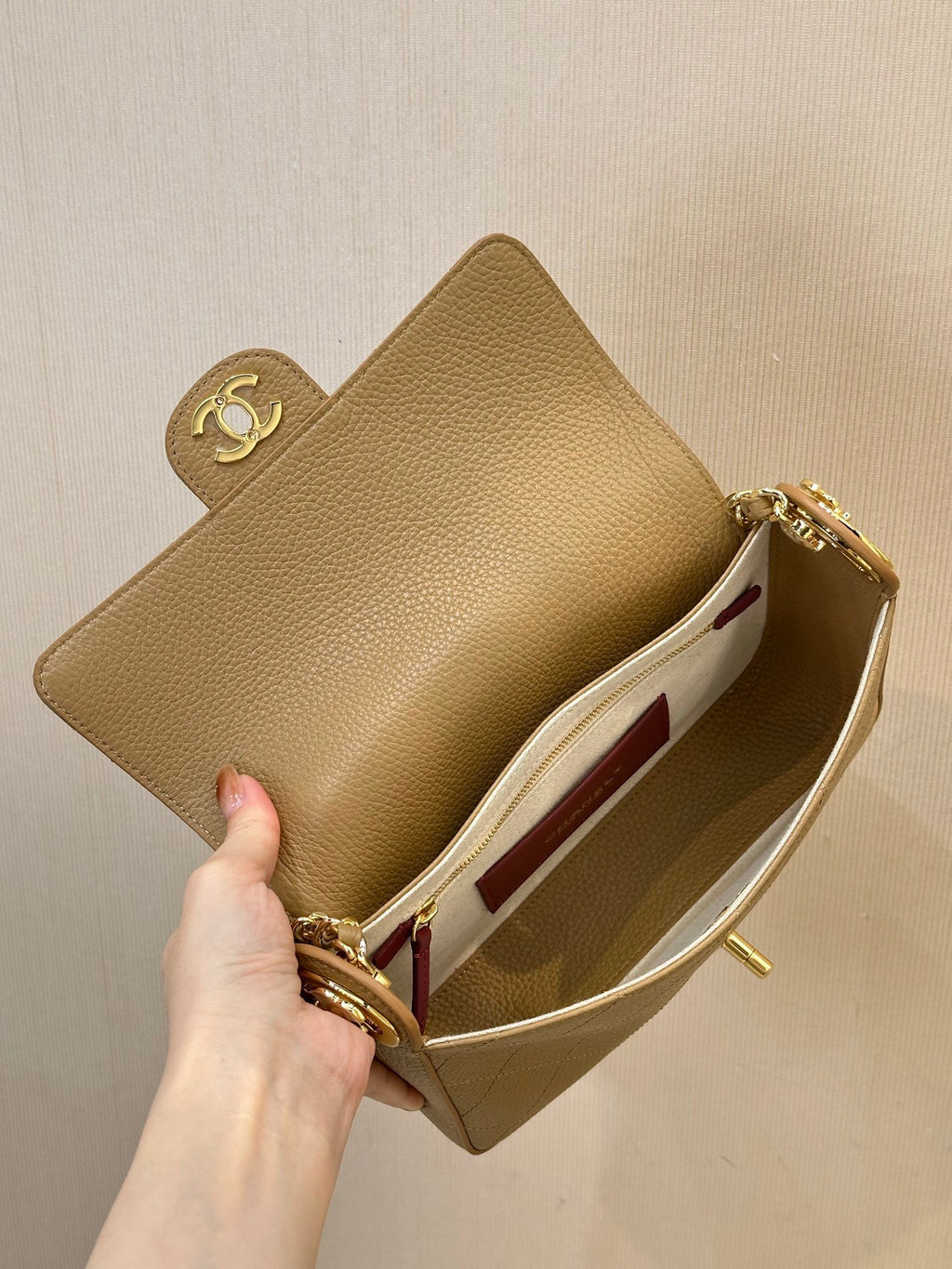 Chanel Small Flap Bag in Lambskin AS6625